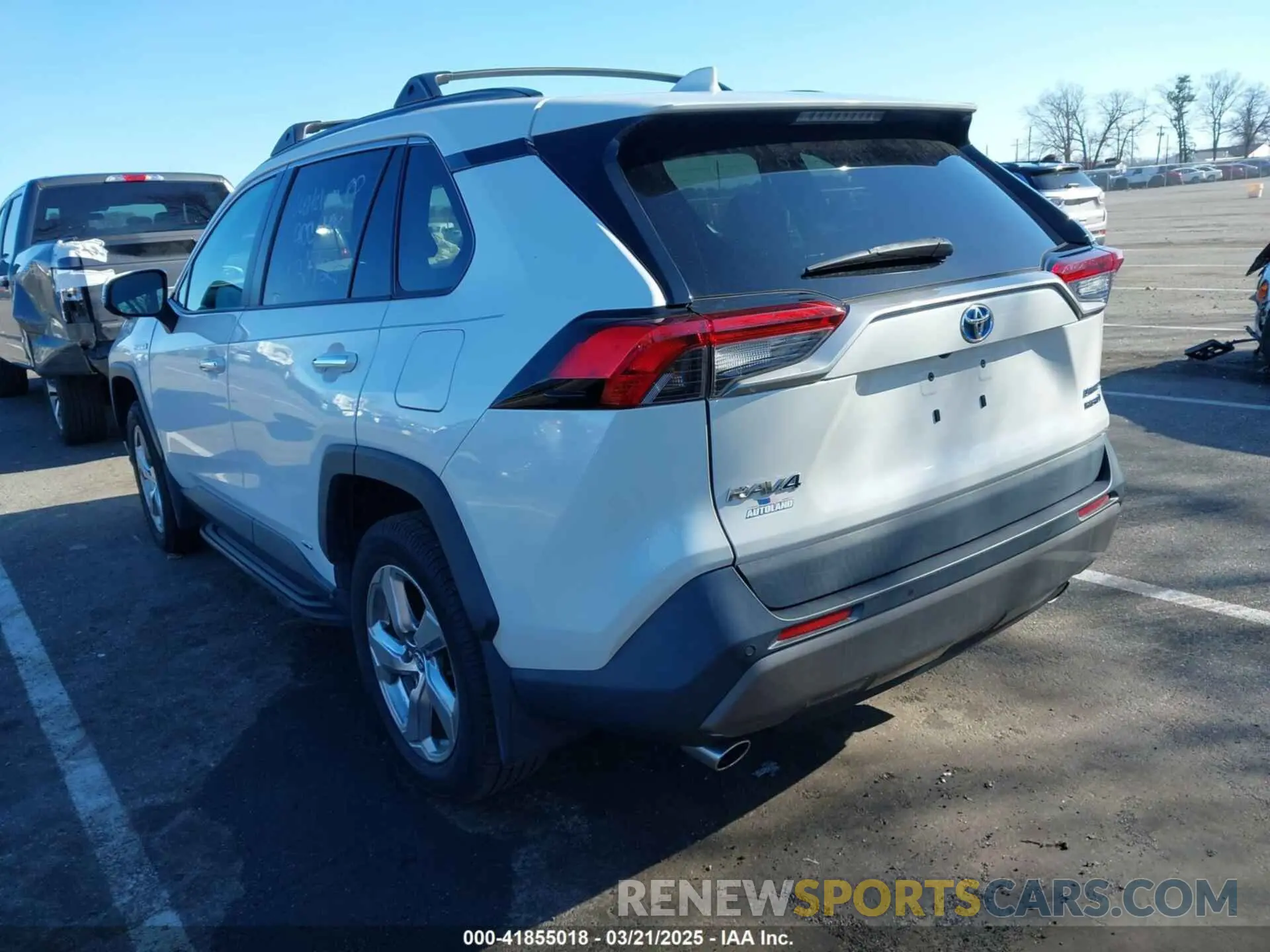 3 Photograph of a damaged car 2T3DWRFV2KW024113 TOYOTA RAV4 HYBRID 2019