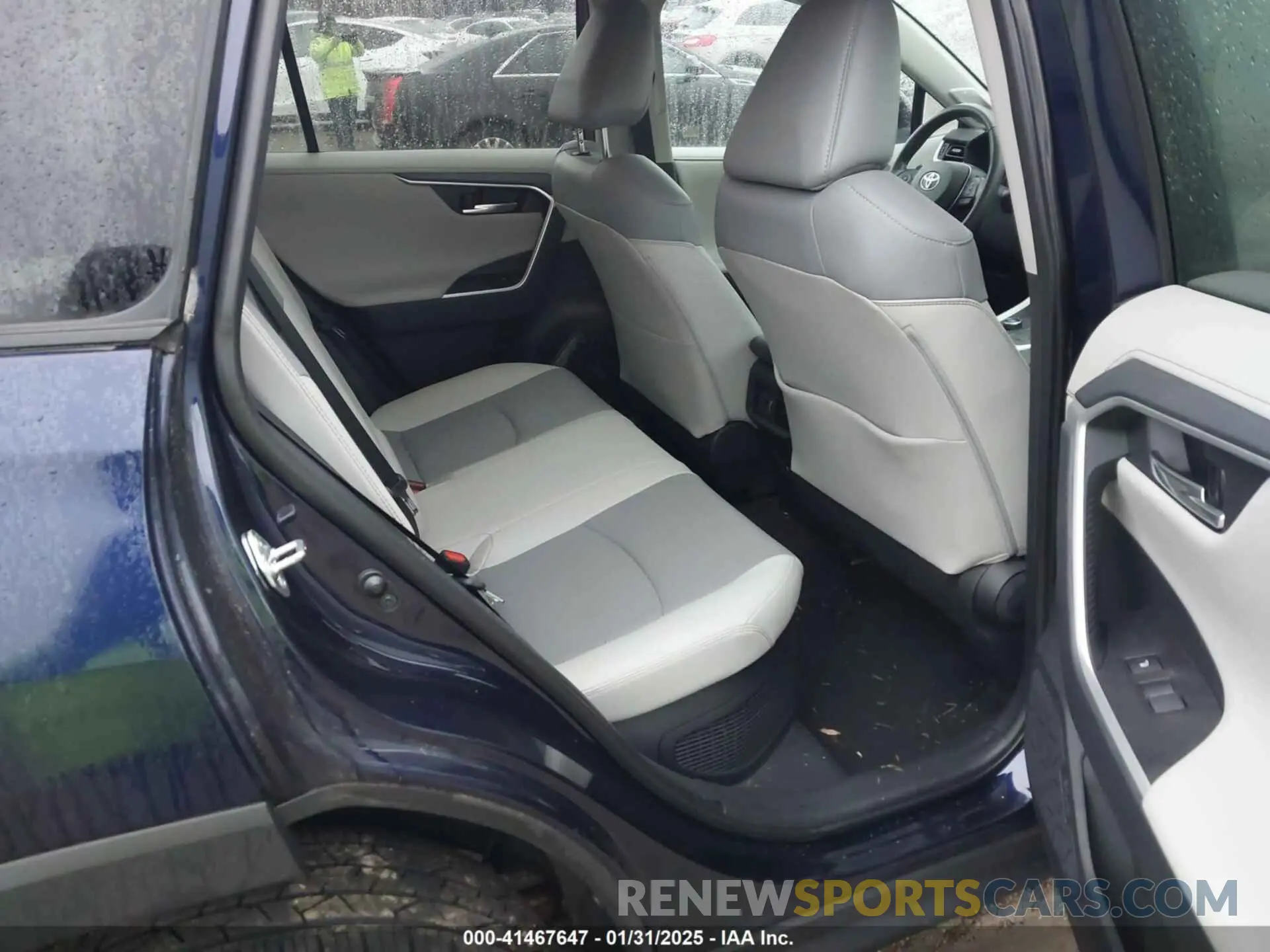8 Фотография поврежденного автомобиля 2T3DWRFV2KW041297 TOYOTA RAV4 HYBRID 2019