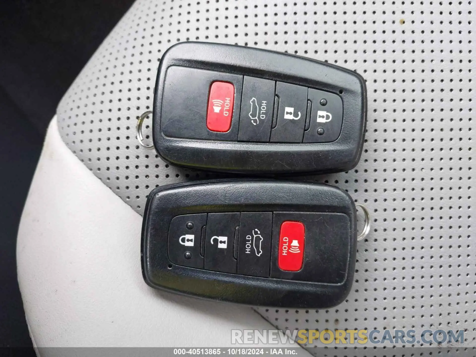 11 Photograph of a damaged car 2T3DWRFV3KW019034 TOYOTA RAV4 HYBRID 2019