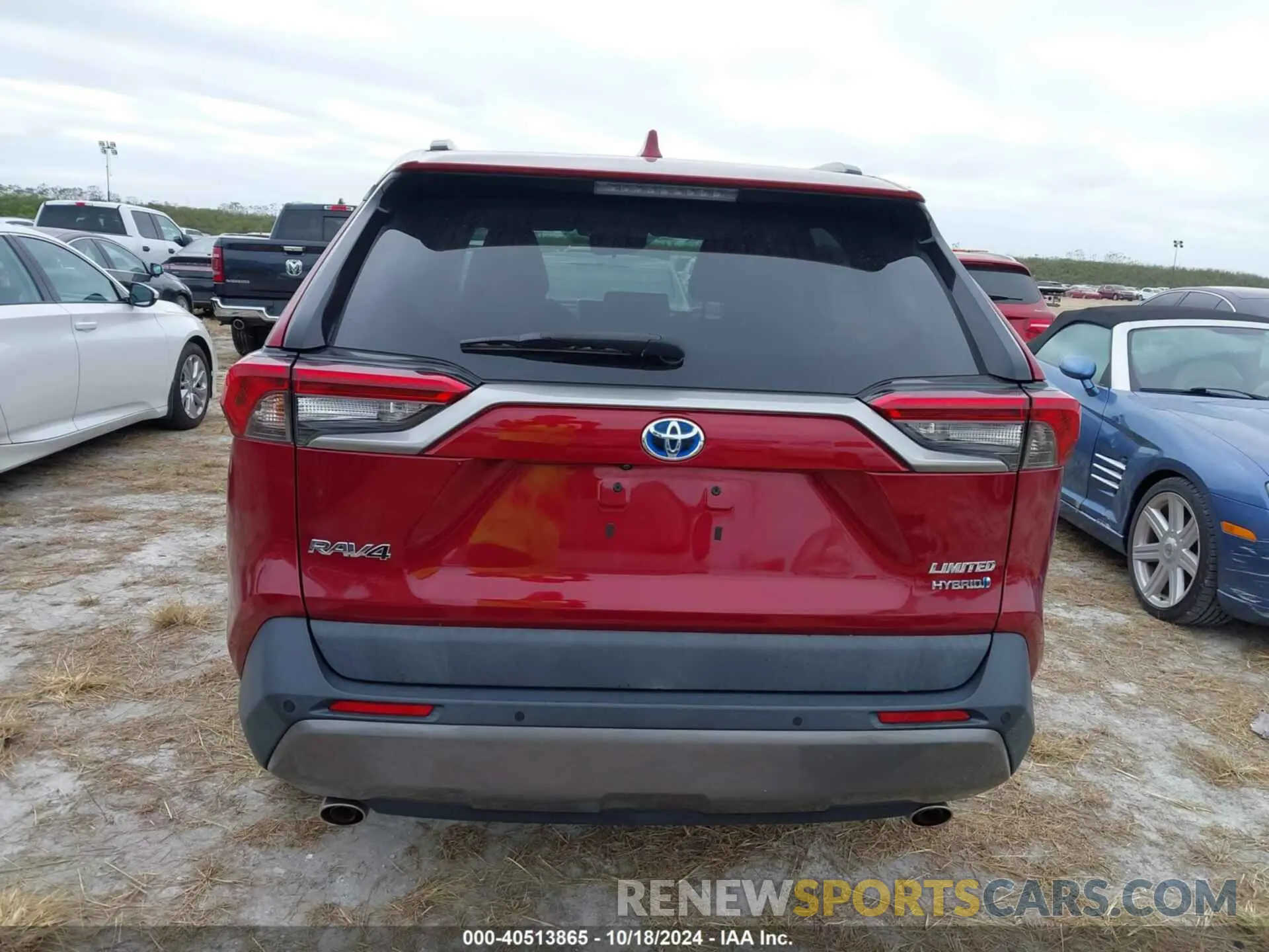 16 Photograph of a damaged car 2T3DWRFV3KW019034 TOYOTA RAV4 HYBRID 2019