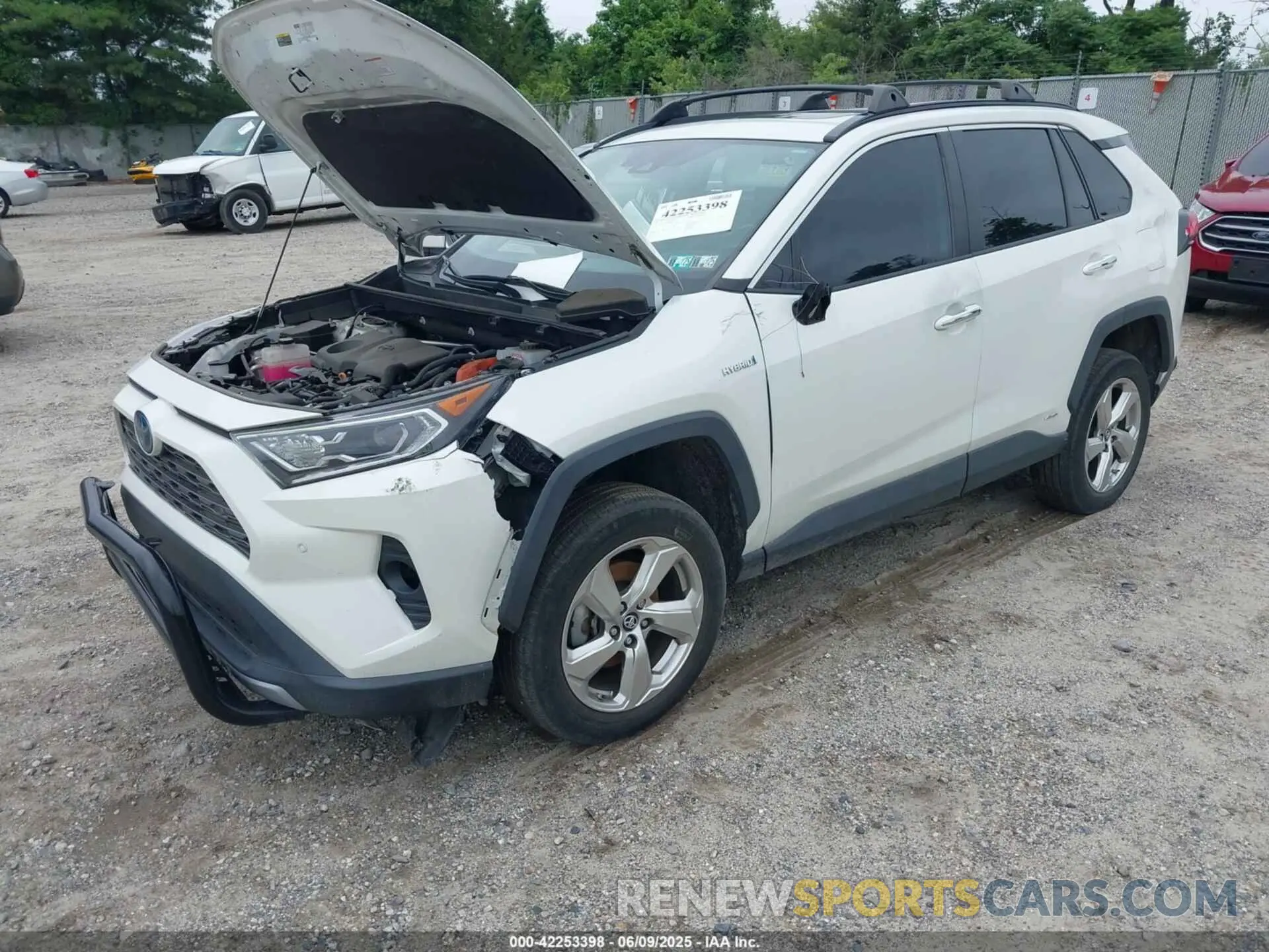 2 Photograph of a damaged car 2T3DWRFV8KW009793 TOYOTA RAV4 HYBRID 2019