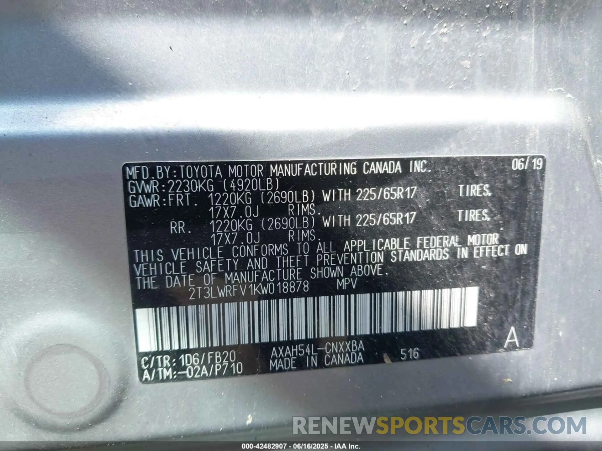 9 Photograph of a damaged car 2T3LWRFV1KW018878 TOYOTA RAV4 HYBRID 2019
