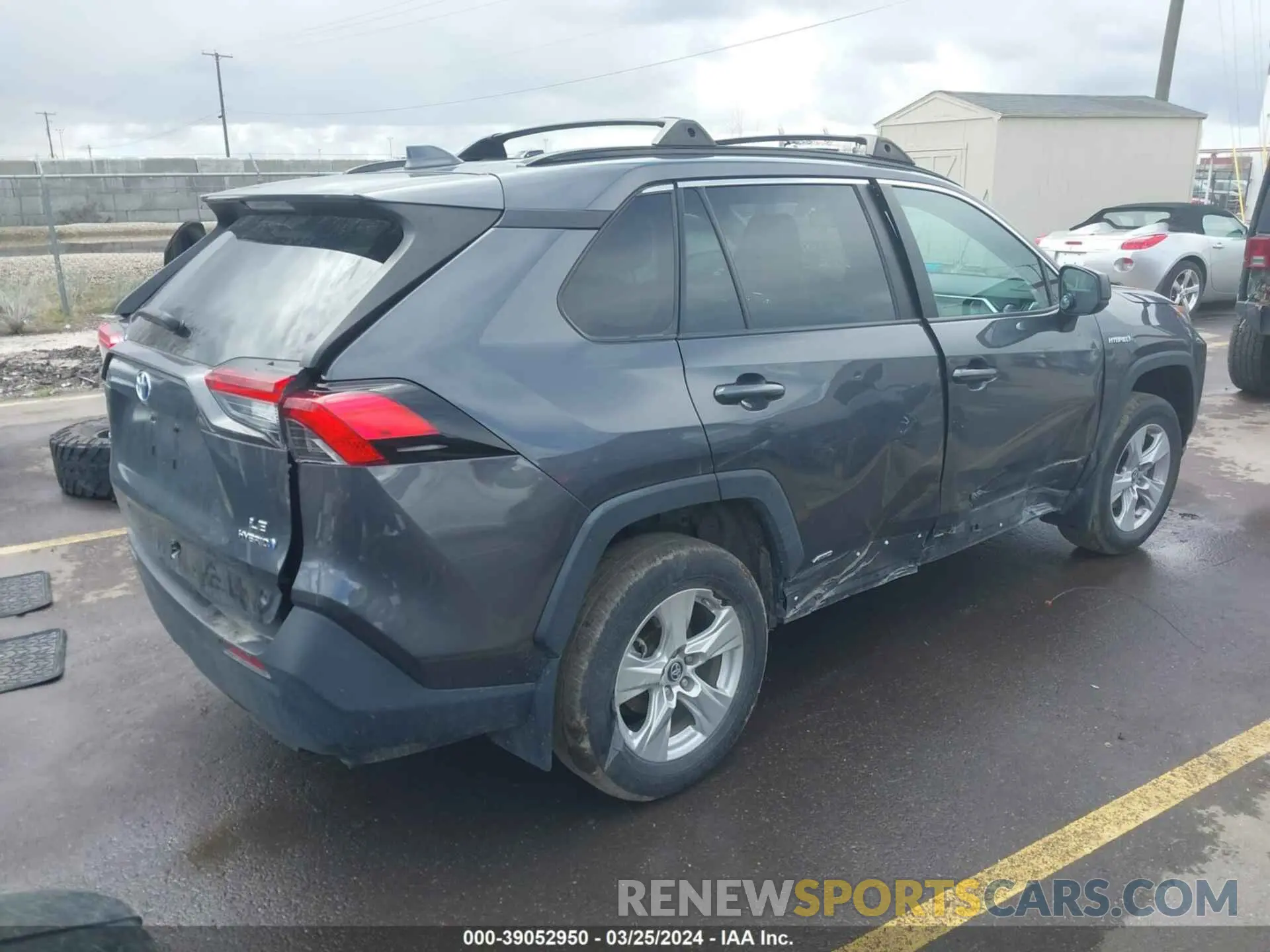 4 Фотография поврежденного автомобиля 2T3LWRFV5KW038941 TOYOTA RAV4 HYBRID 2019