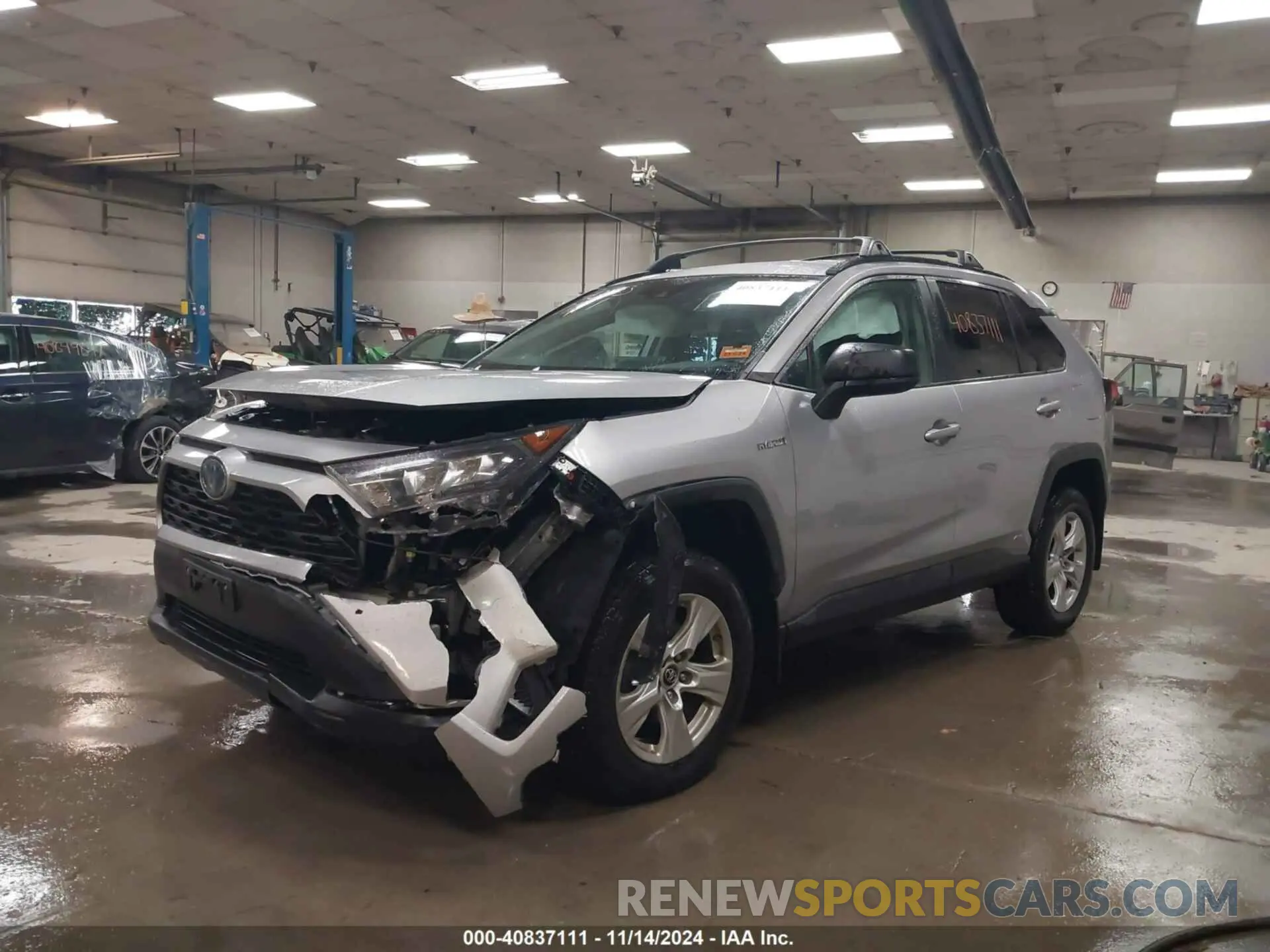 2 Фотография поврежденного автомобиля 2T3LWRFV9KW023763 TOYOTA RAV4 HYBRID 2019