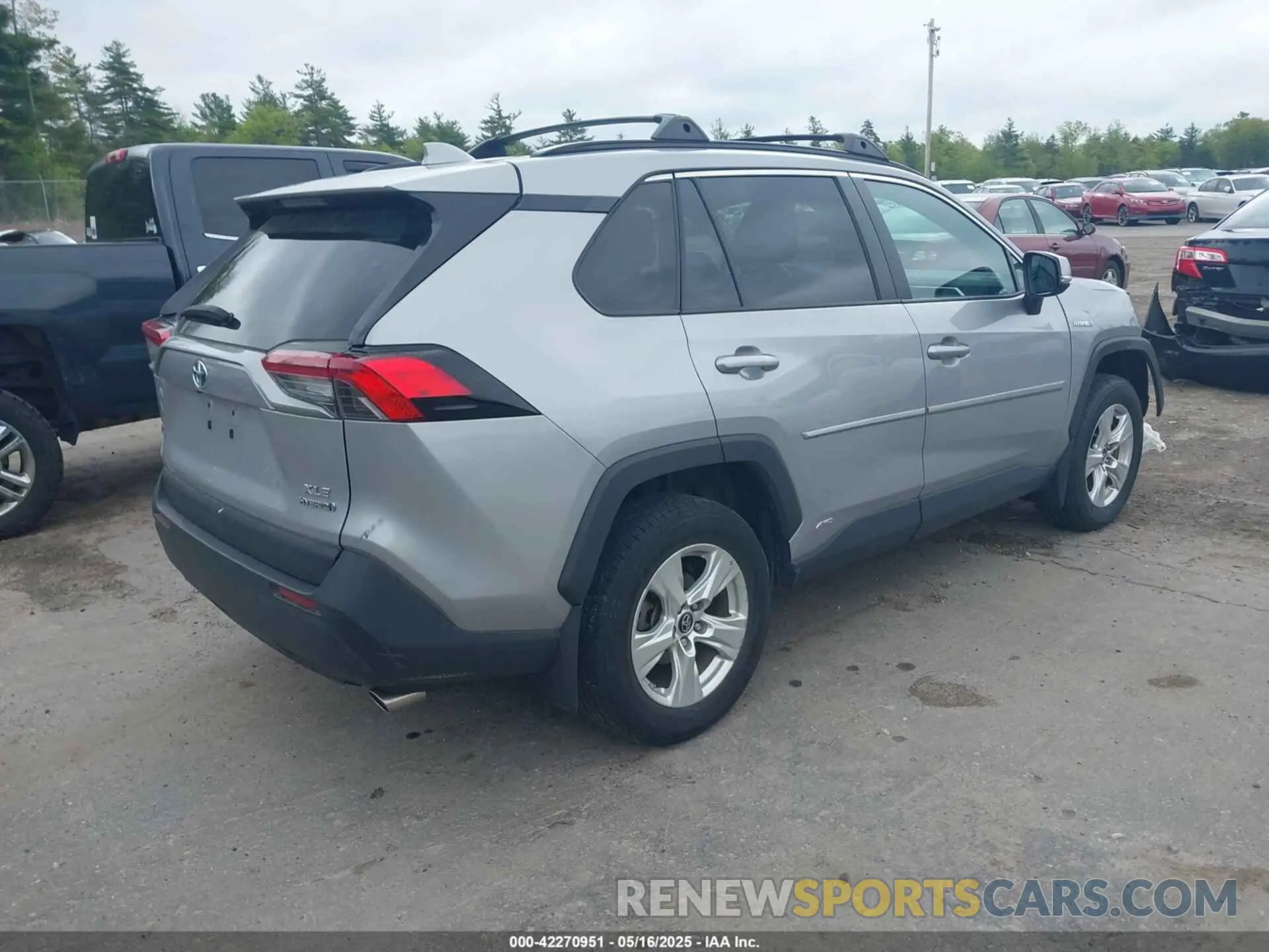 4 Фотография поврежденного автомобиля 2T3RWRFV5KW004833 TOYOTA RAV4 HYBRID 2019