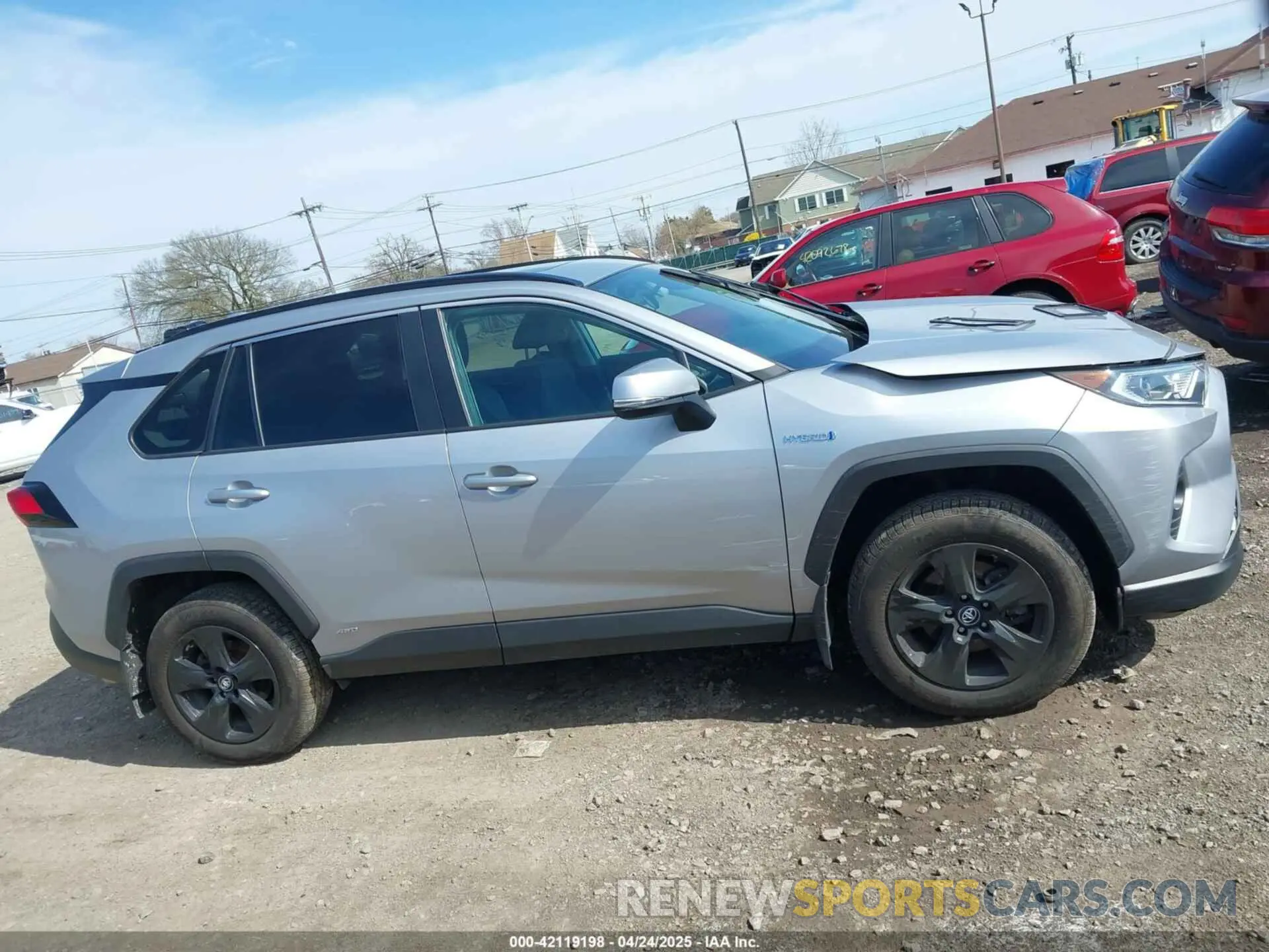 13 Photograph of a damaged car 2T3RWRFVXKW025676 TOYOTA RAV4 HYBRID 2019