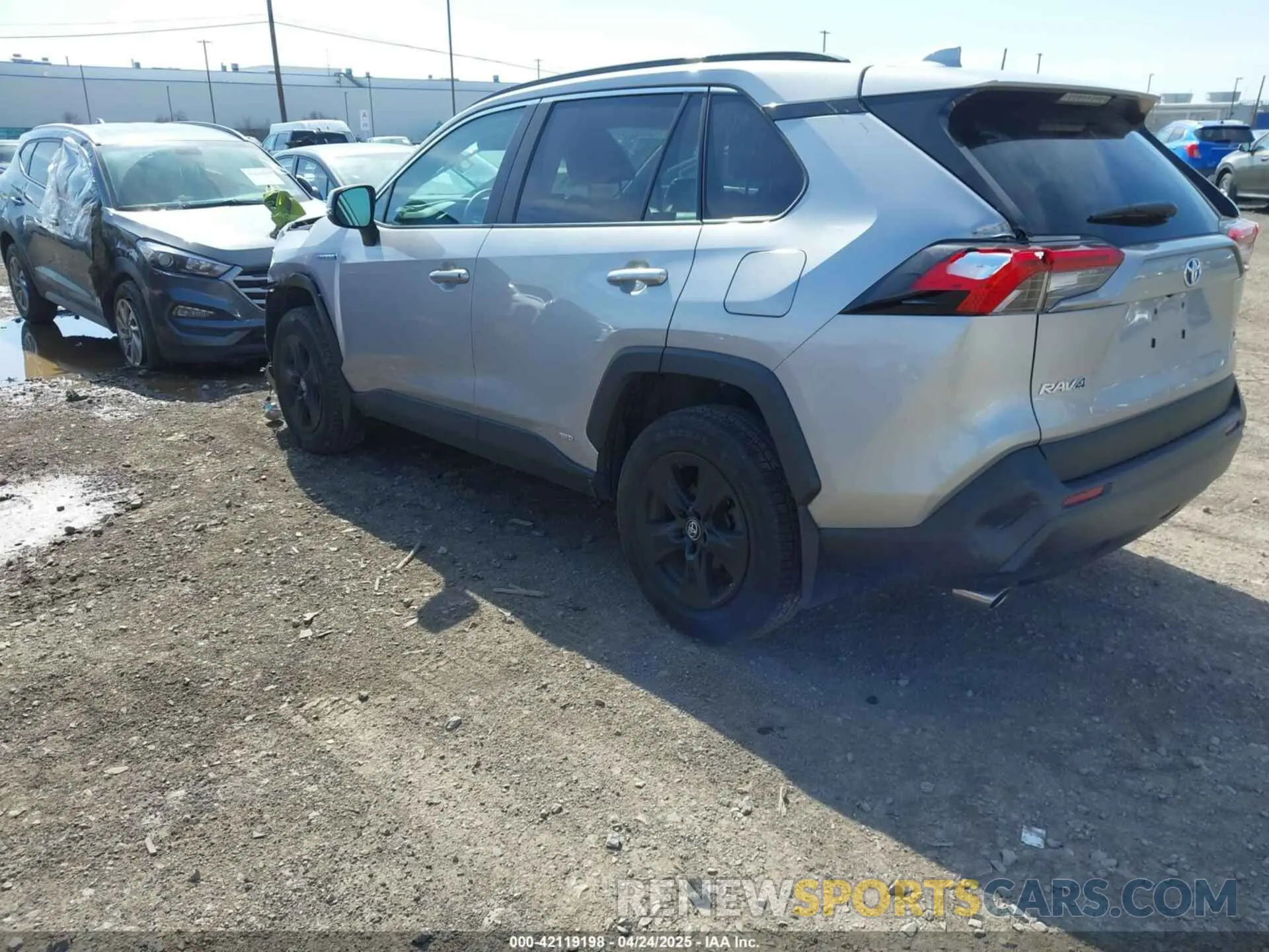 3 Photograph of a damaged car 2T3RWRFVXKW025676 TOYOTA RAV4 HYBRID 2019