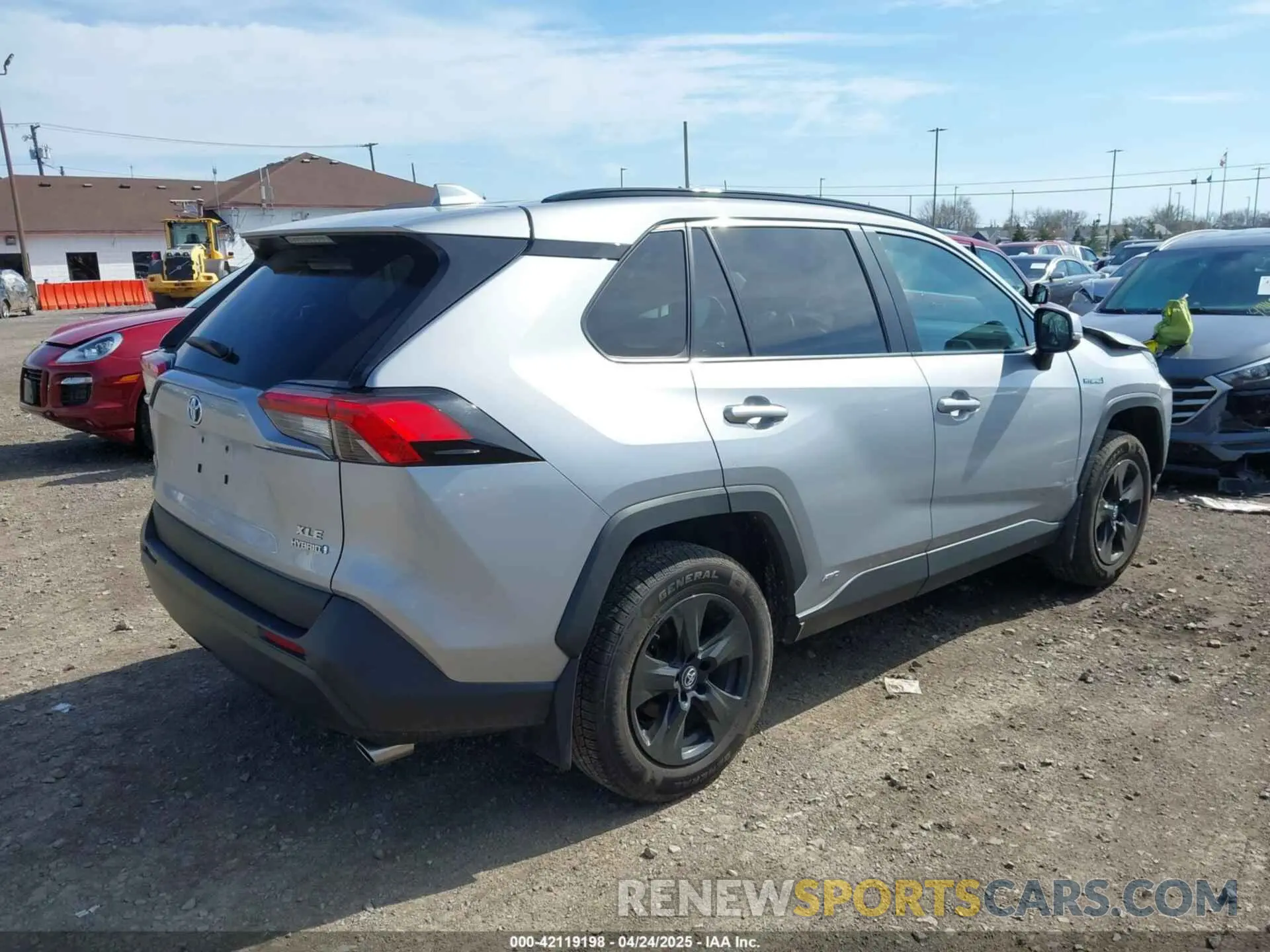 4 Photograph of a damaged car 2T3RWRFVXKW025676 TOYOTA RAV4 HYBRID 2019