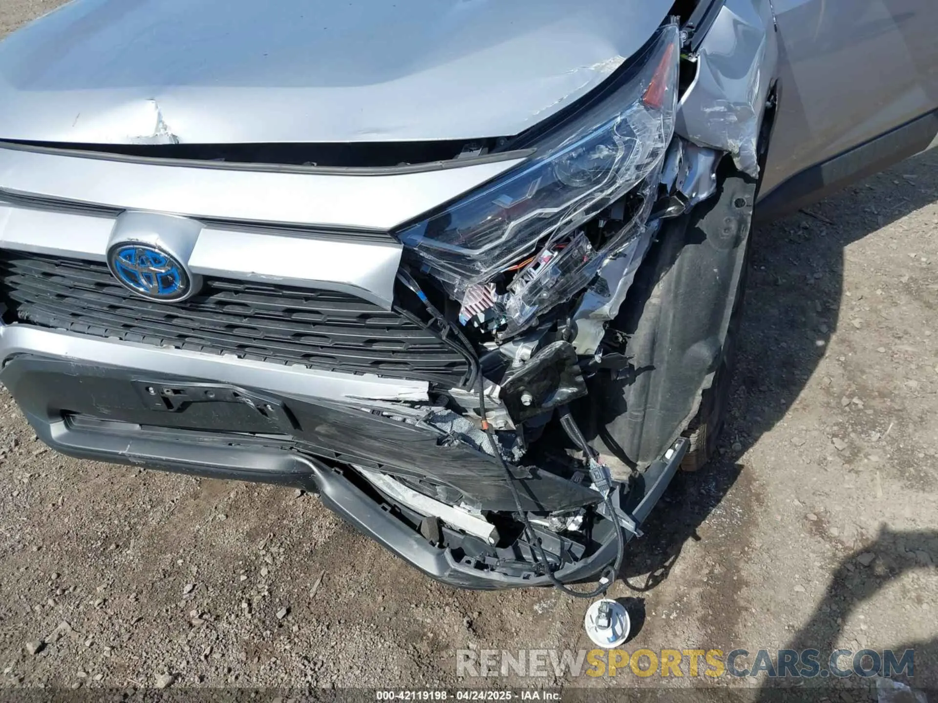 6 Photograph of a damaged car 2T3RWRFVXKW025676 TOYOTA RAV4 HYBRID 2019
