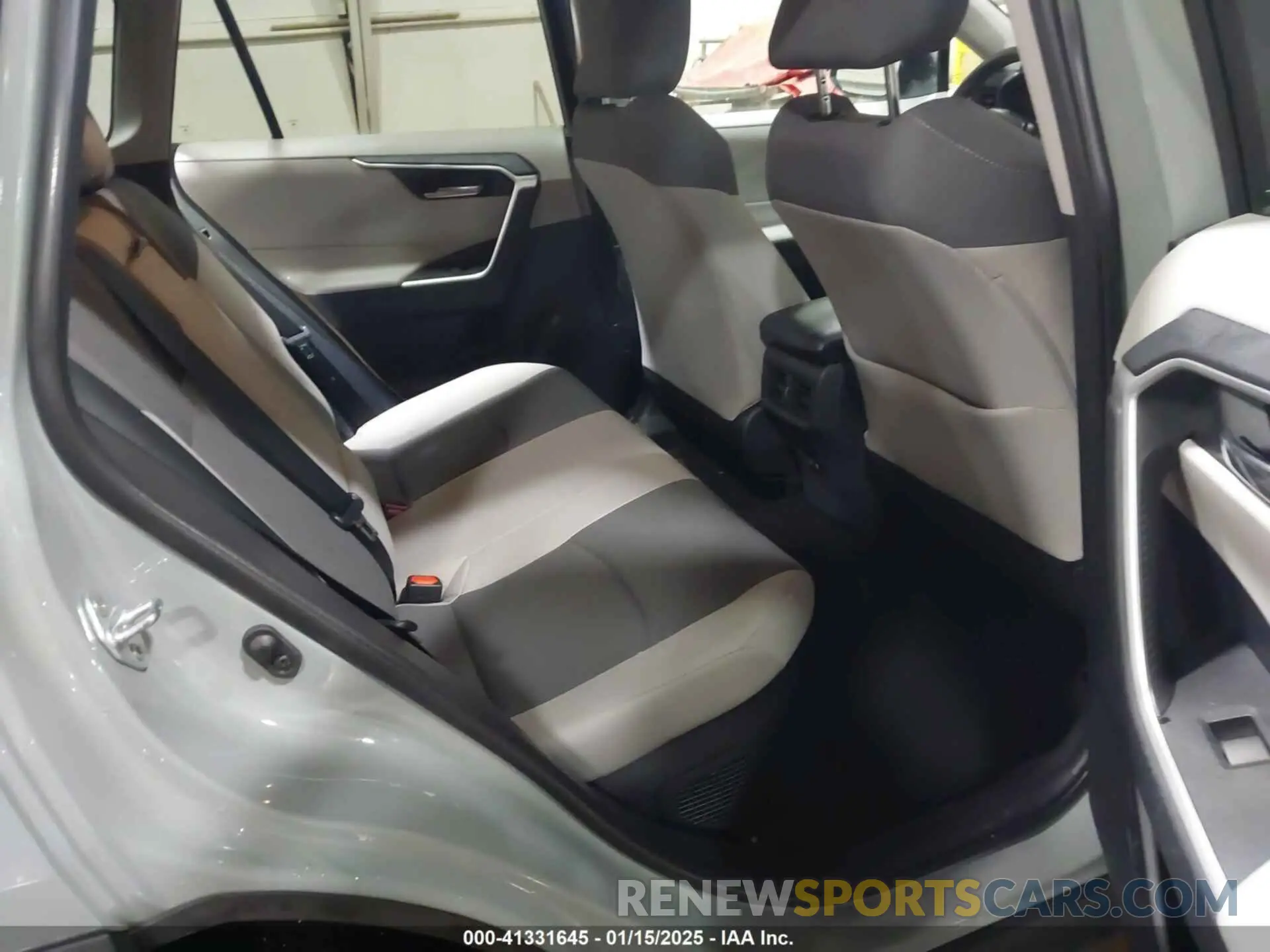 8 Фотография поврежденного автомобиля 2T3RWRFVXKW042302 TOYOTA RAV4 HYBRID 2019