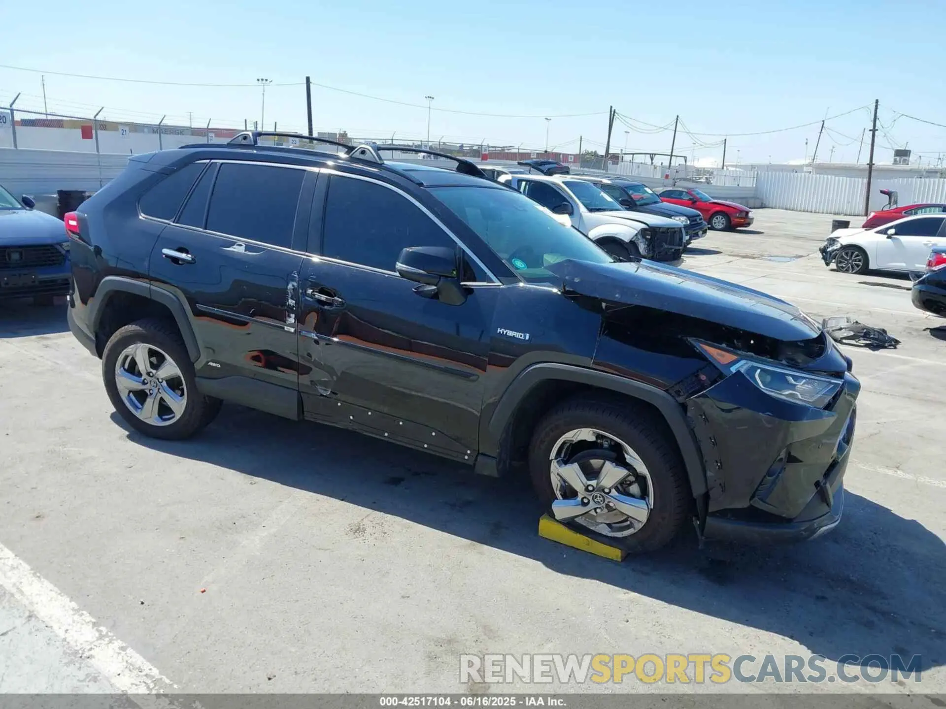 1 Photograph of a damaged car JTMDWRFV4KD511486 TOYOTA RAV4 HYBRID 2019