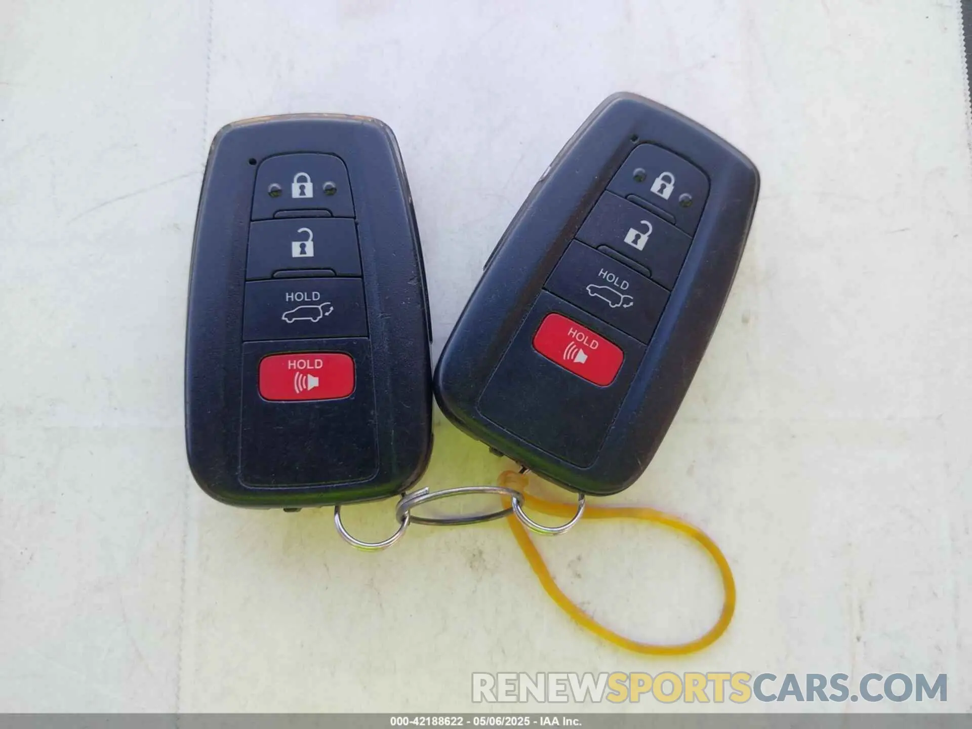 11 Photograph of a damaged car JTMDWRFV6KD510341 TOYOTA RAV4 HYBRID 2019