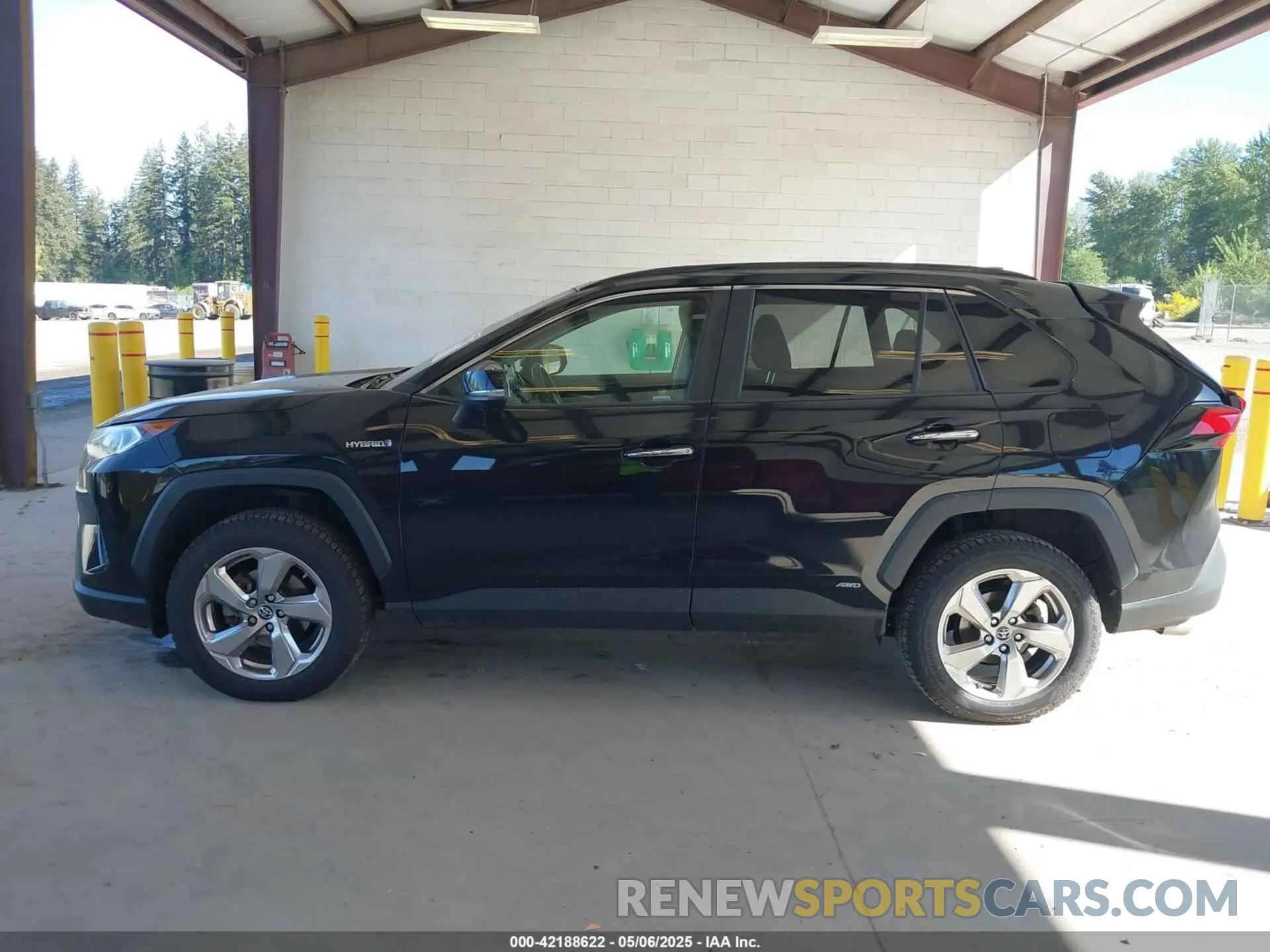 15 Photograph of a damaged car JTMDWRFV6KD510341 TOYOTA RAV4 HYBRID 2019