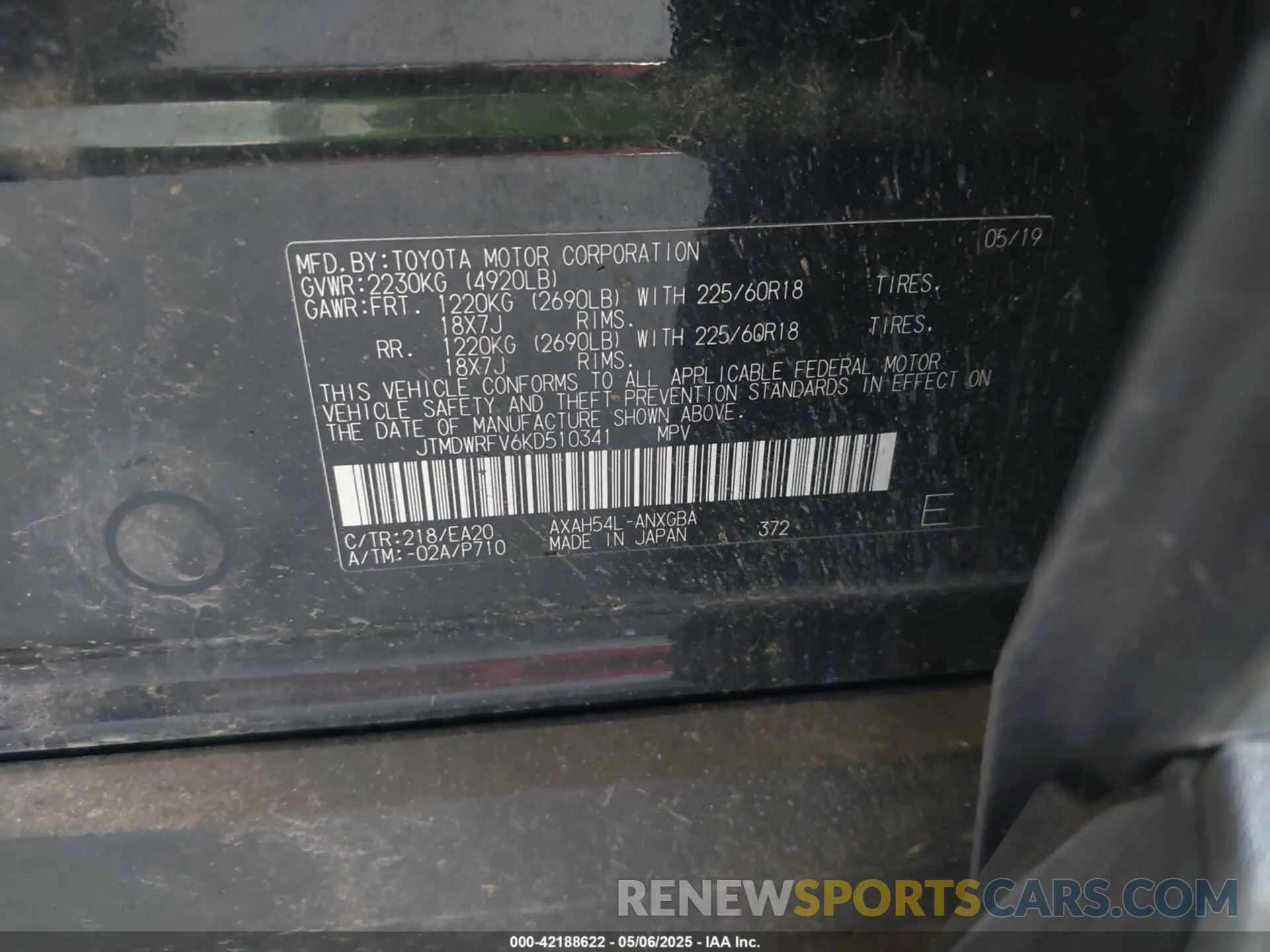 9 Photograph of a damaged car JTMDWRFV6KD510341 TOYOTA RAV4 HYBRID 2019