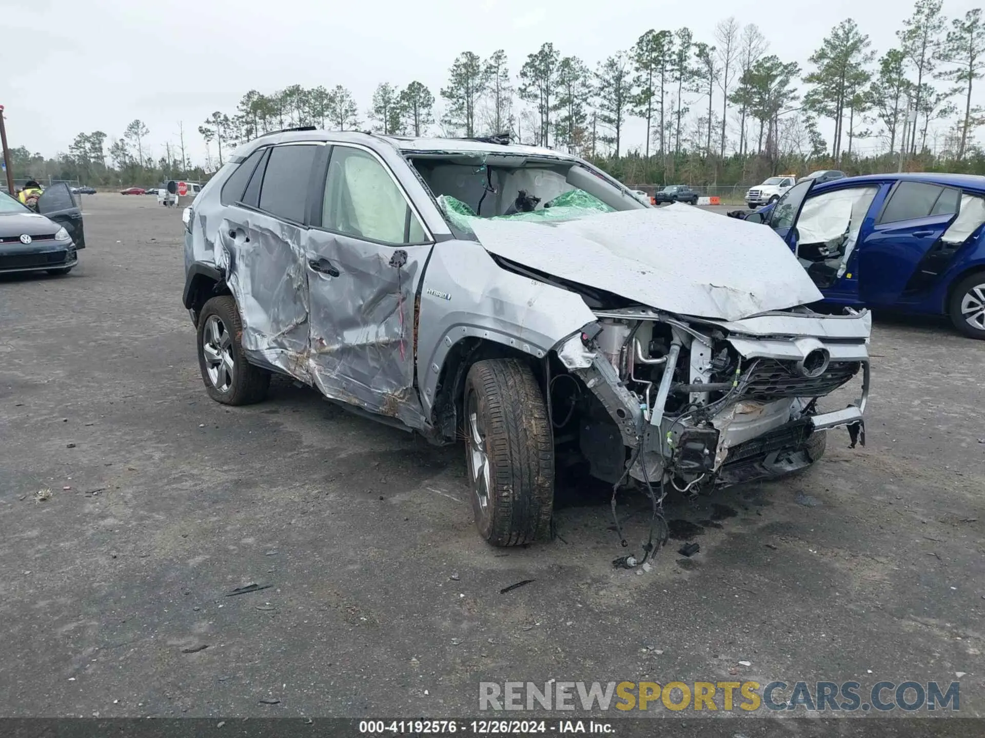 1 Фотография поврежденного автомобиля JTMDWRFV8KD010018 TOYOTA RAV4 HYBRID 2019
