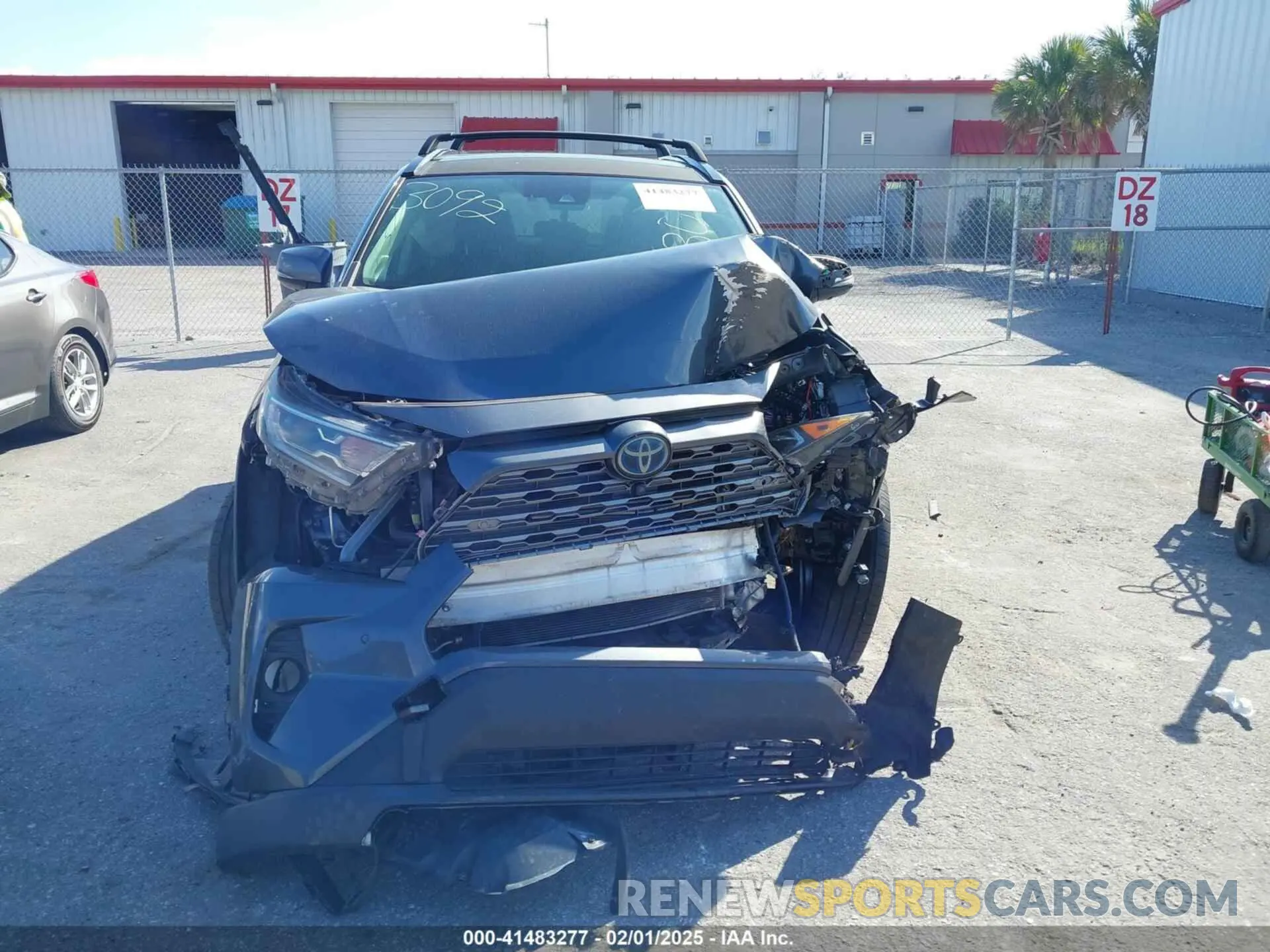 12 Photograph of a damaged car JTMDWRFV9KD503092 TOYOTA RAV4 HYBRID 2019