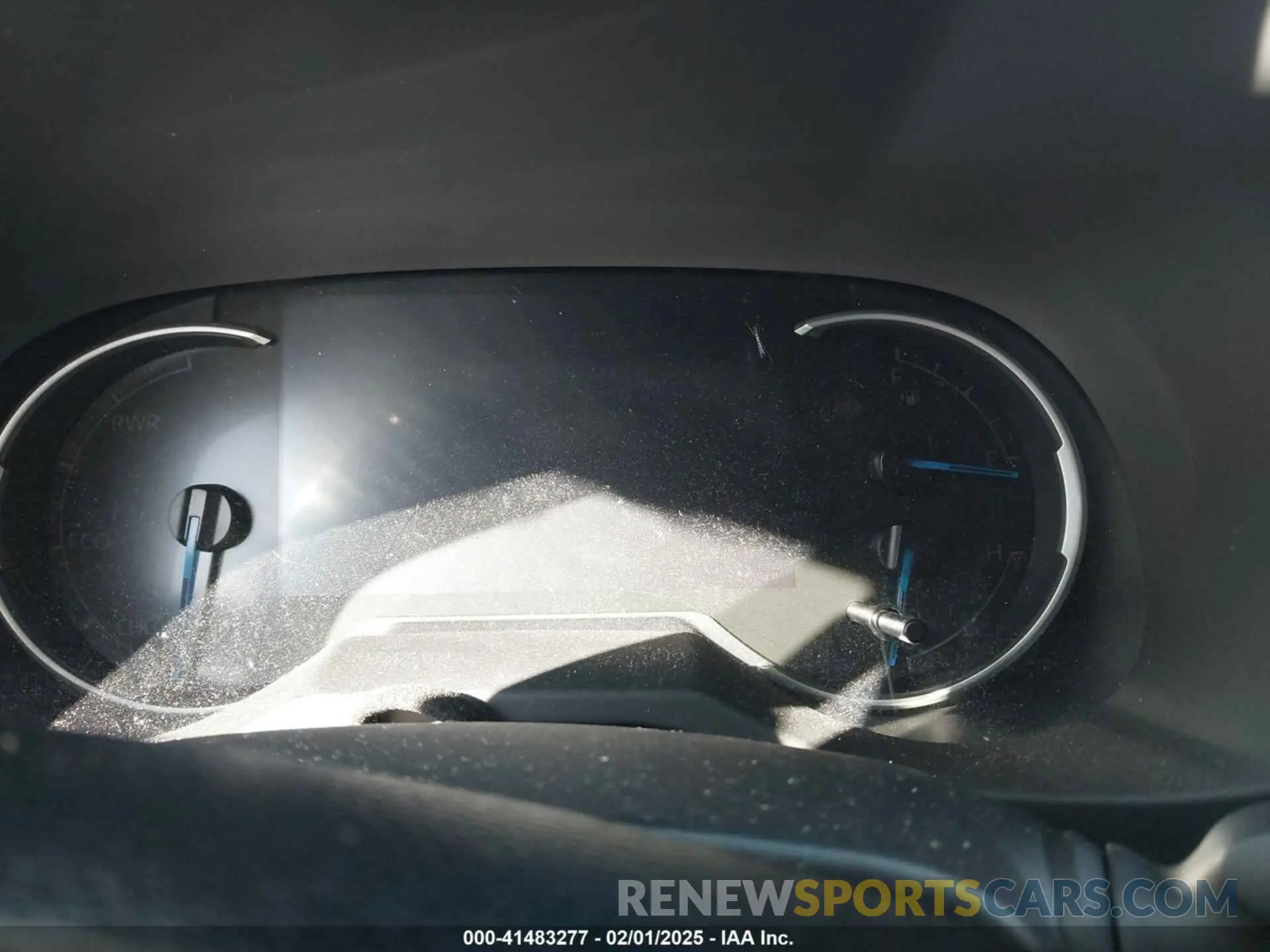 7 Photograph of a damaged car JTMDWRFV9KD503092 TOYOTA RAV4 HYBRID 2019