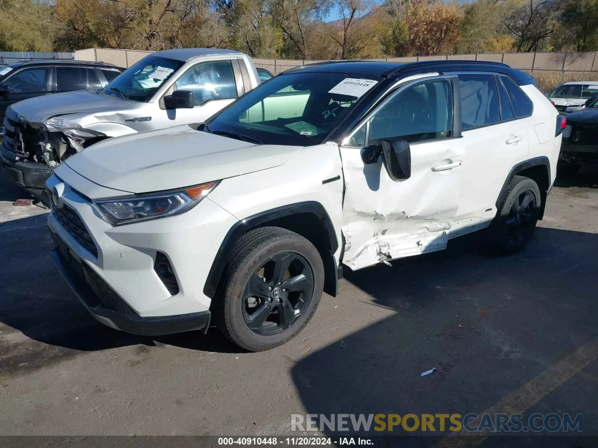2 Photograph of a damaged car JTMEWRFV2KD524970 TOYOTA RAV4 HYBRID 2019