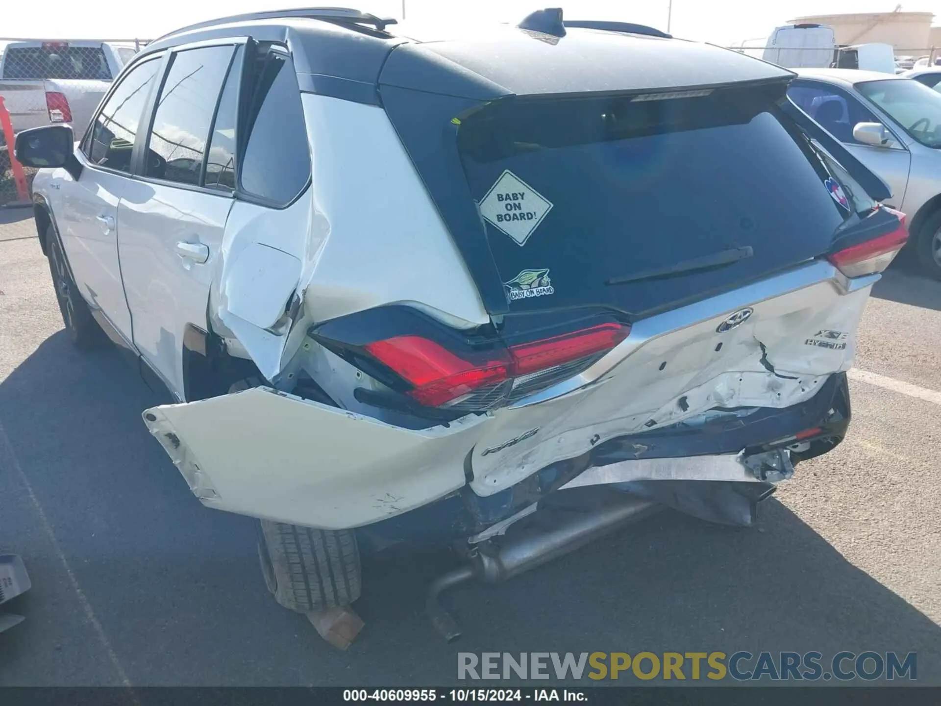6 Photograph of a damaged car JTMEWRFV5KJ015330 TOYOTA RAV4 HYBRID 2019
