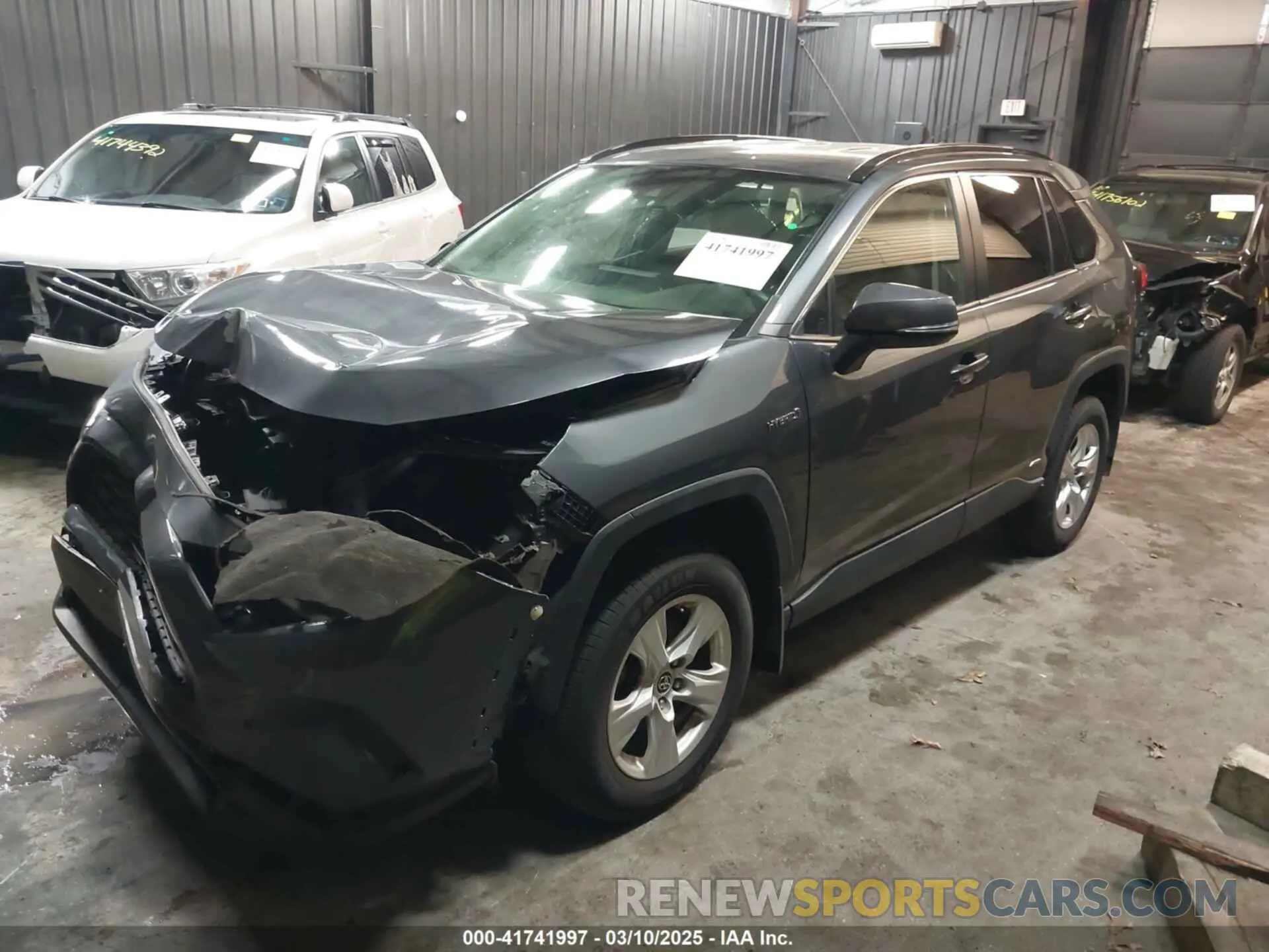 2 Photograph of a damaged car JTMMWRFV1KD026481 TOYOTA RAV4 HYBRID 2019