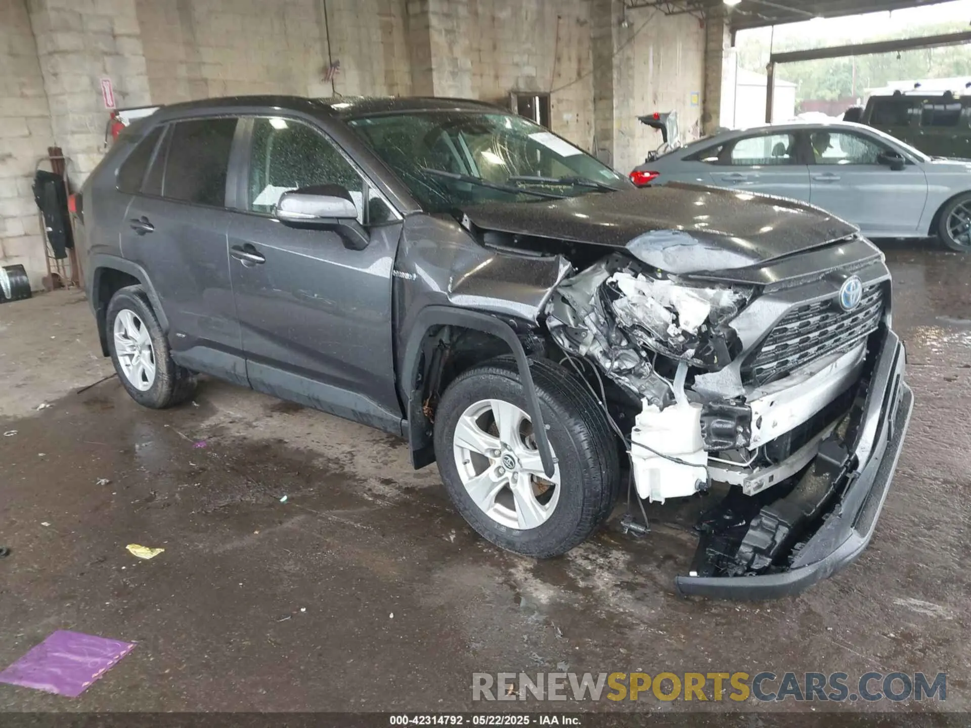 1 Фотография поврежденного автомобиля JTMMWRFV6KD020675 TOYOTA RAV4 HYBRID 2019