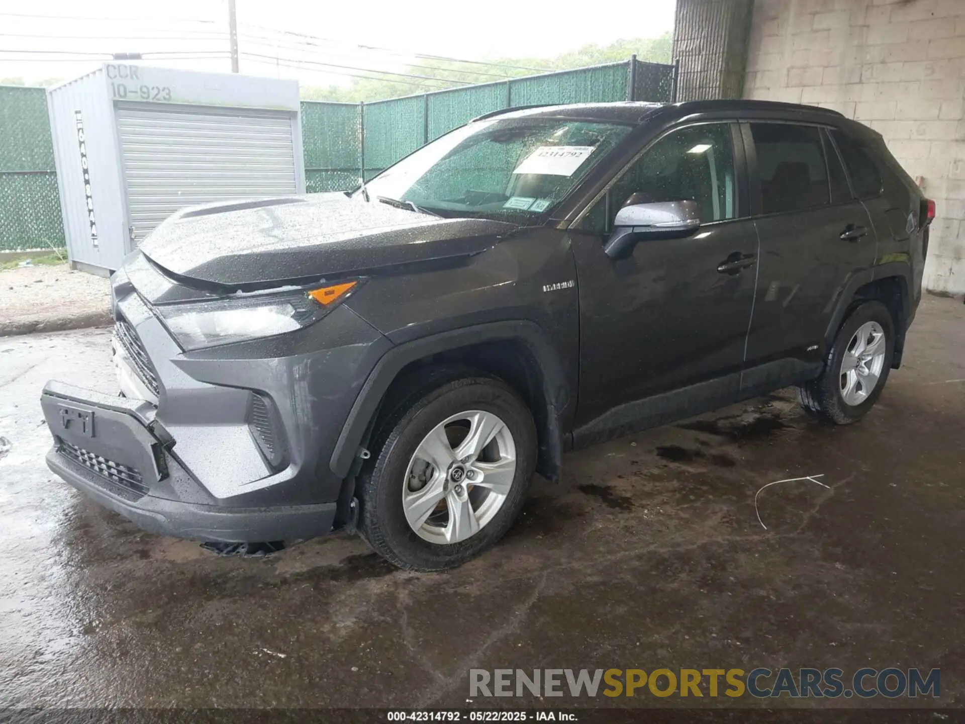 2 Фотография поврежденного автомобиля JTMMWRFV6KD020675 TOYOTA RAV4 HYBRID 2019