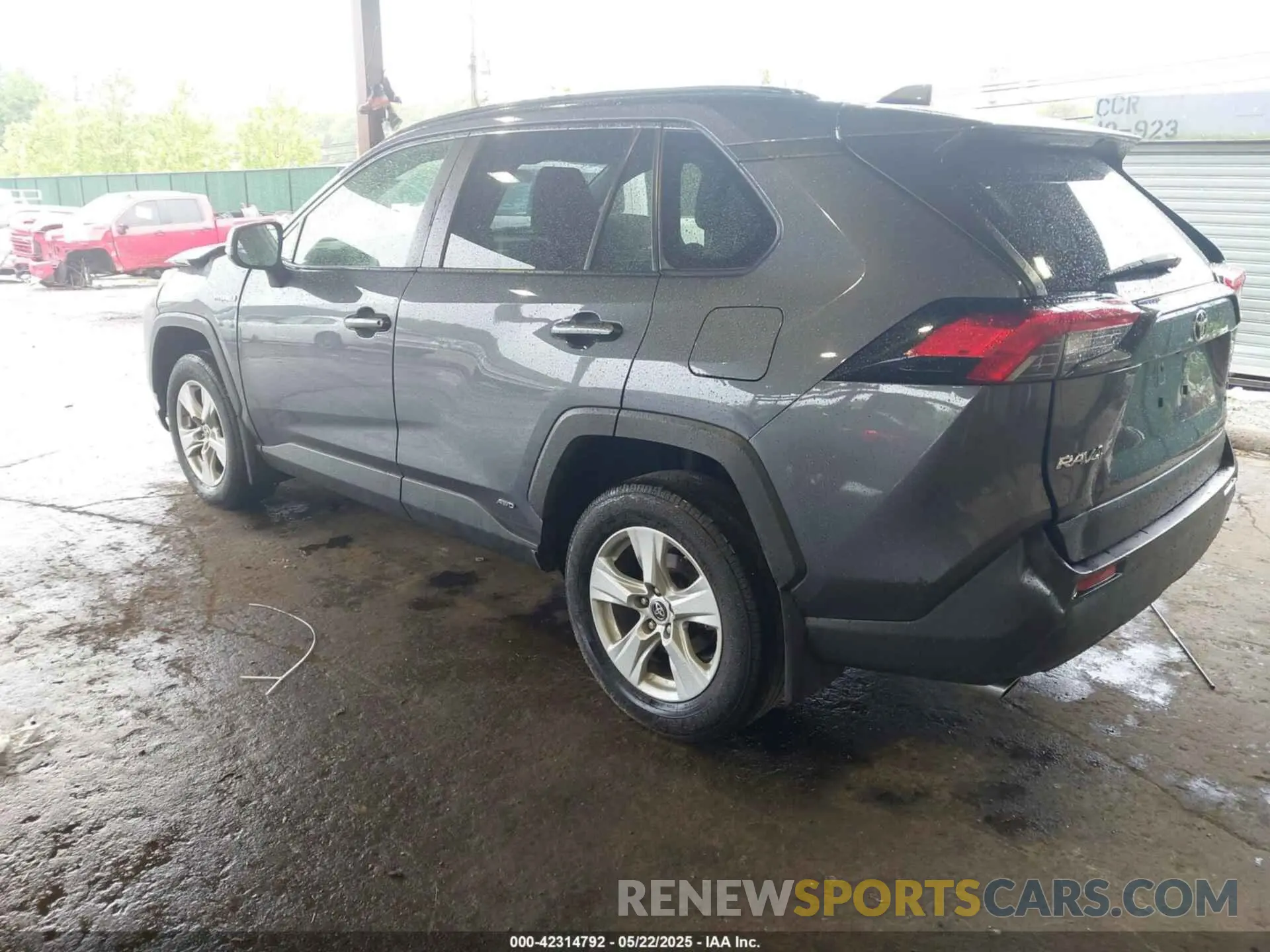 3 Фотография поврежденного автомобиля JTMMWRFV6KD020675 TOYOTA RAV4 HYBRID 2019