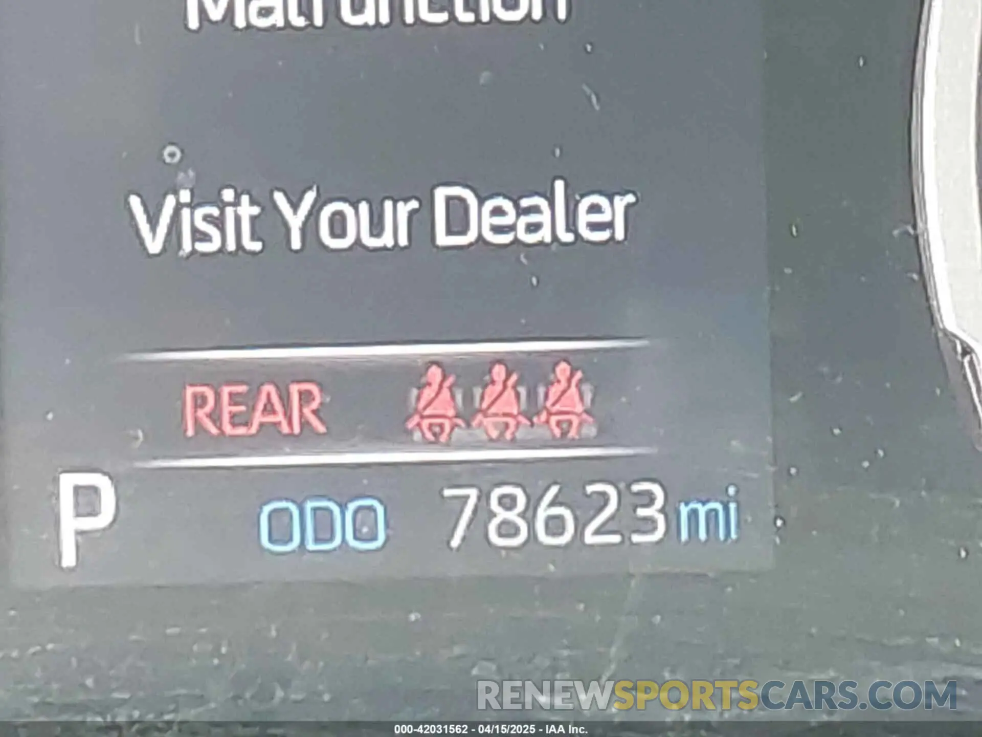15 Photograph of a damaged car JTMRWRFV0KD505268 TOYOTA RAV4 HYBRID 2019