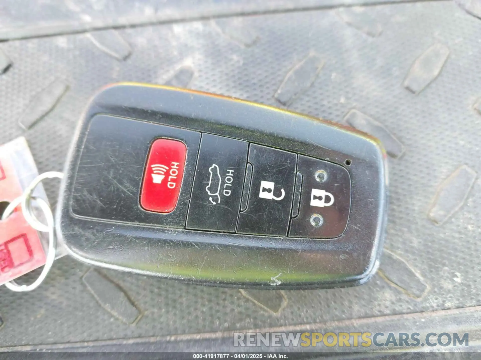 11 Фотография поврежденного автомобиля JTMRWRFV1KD009105 TOYOTA RAV4 HYBRID 2019