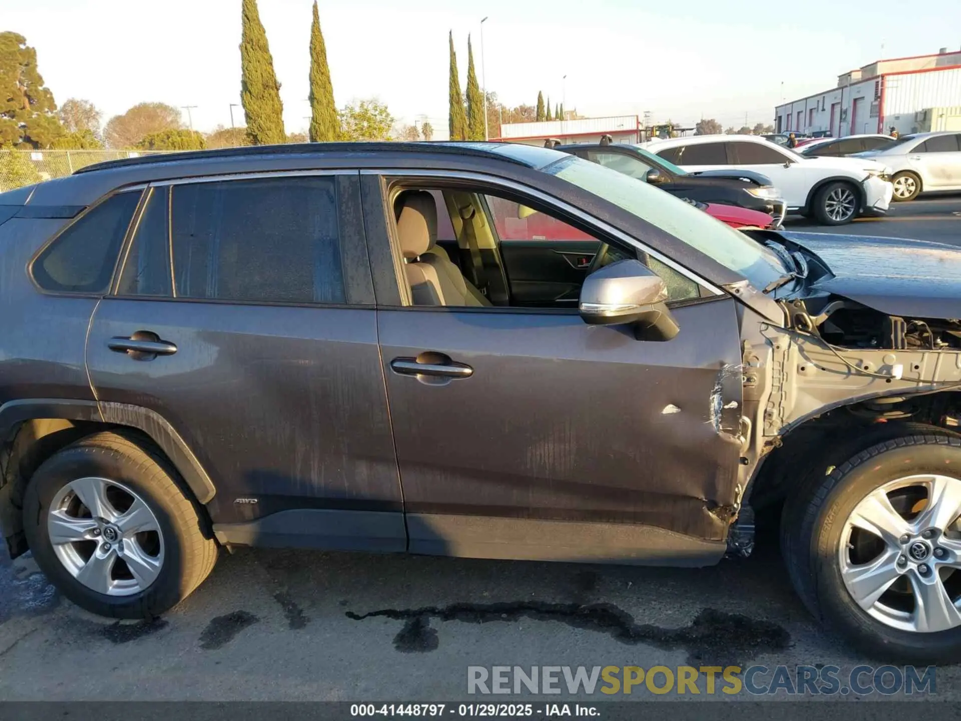 14 Фотография поврежденного автомобиля JTMRWRFV3KJ005011 TOYOTA RAV4 HYBRID 2019