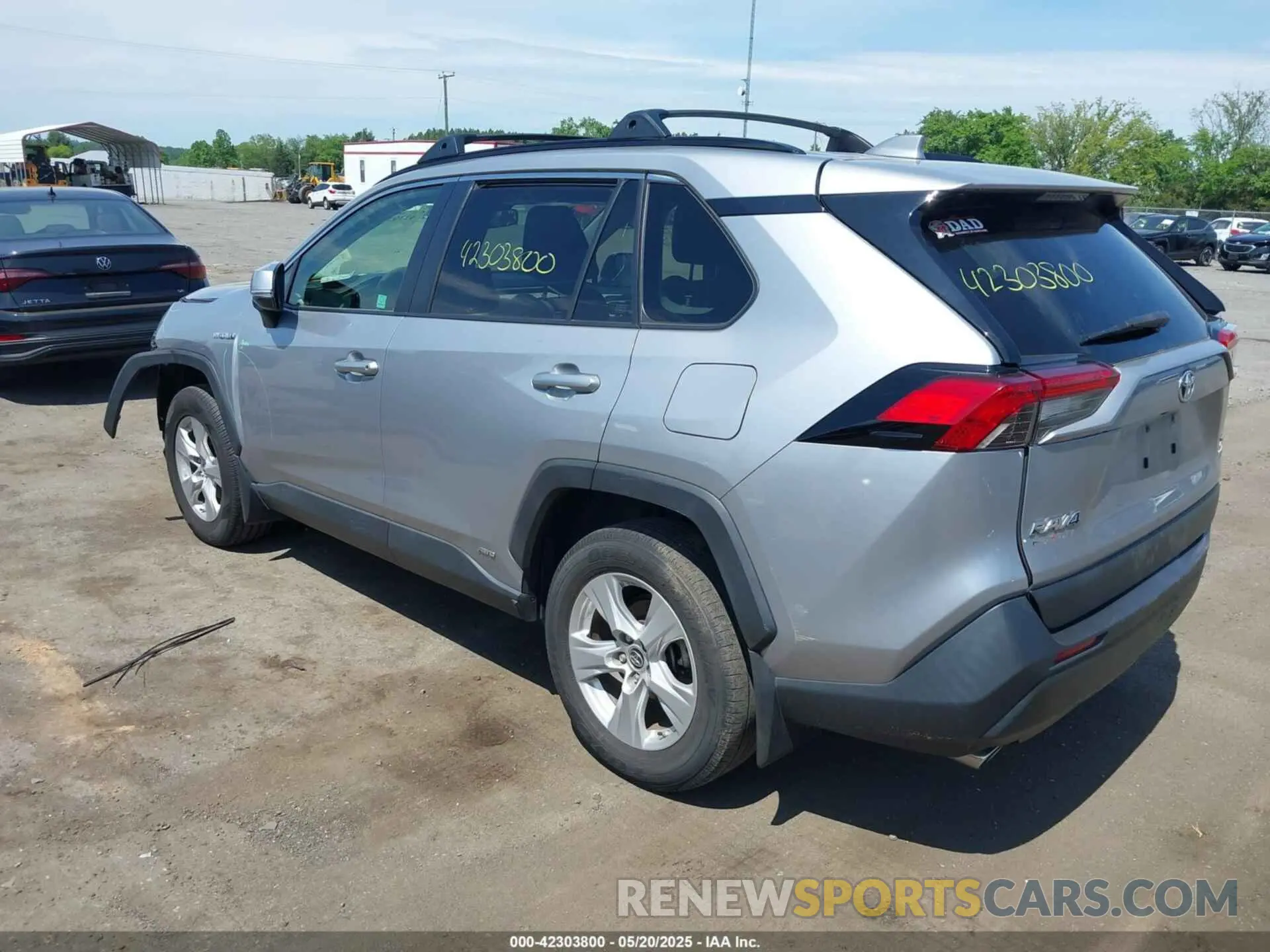 3 Photograph of a damaged car JTMRWRFV4KD023659 TOYOTA RAV4 HYBRID 2019