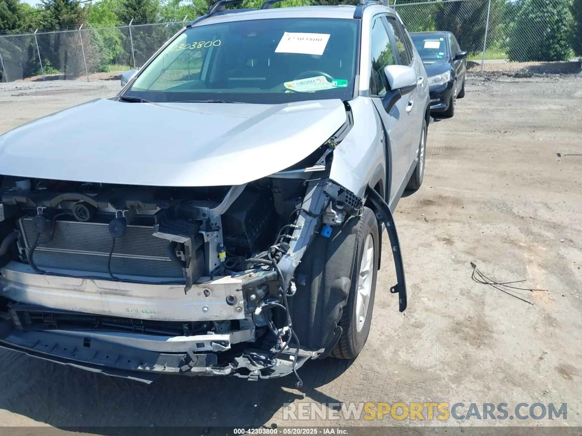 6 Photograph of a damaged car JTMRWRFV4KD023659 TOYOTA RAV4 HYBRID 2019