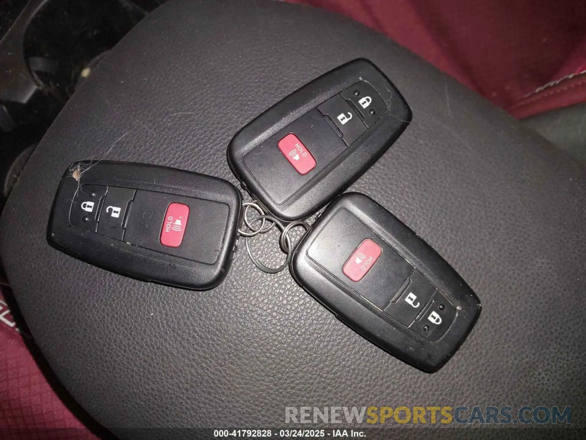 11 Фотография поврежденного автомобиля JTMRWRFV5KD509865 TOYOTA RAV4 HYBRID 2019