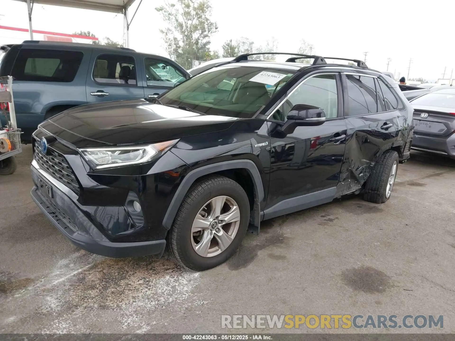 2 Photograph of a damaged car JTMRWRFVXKD006946 TOYOTA RAV4 HYBRID 2019
