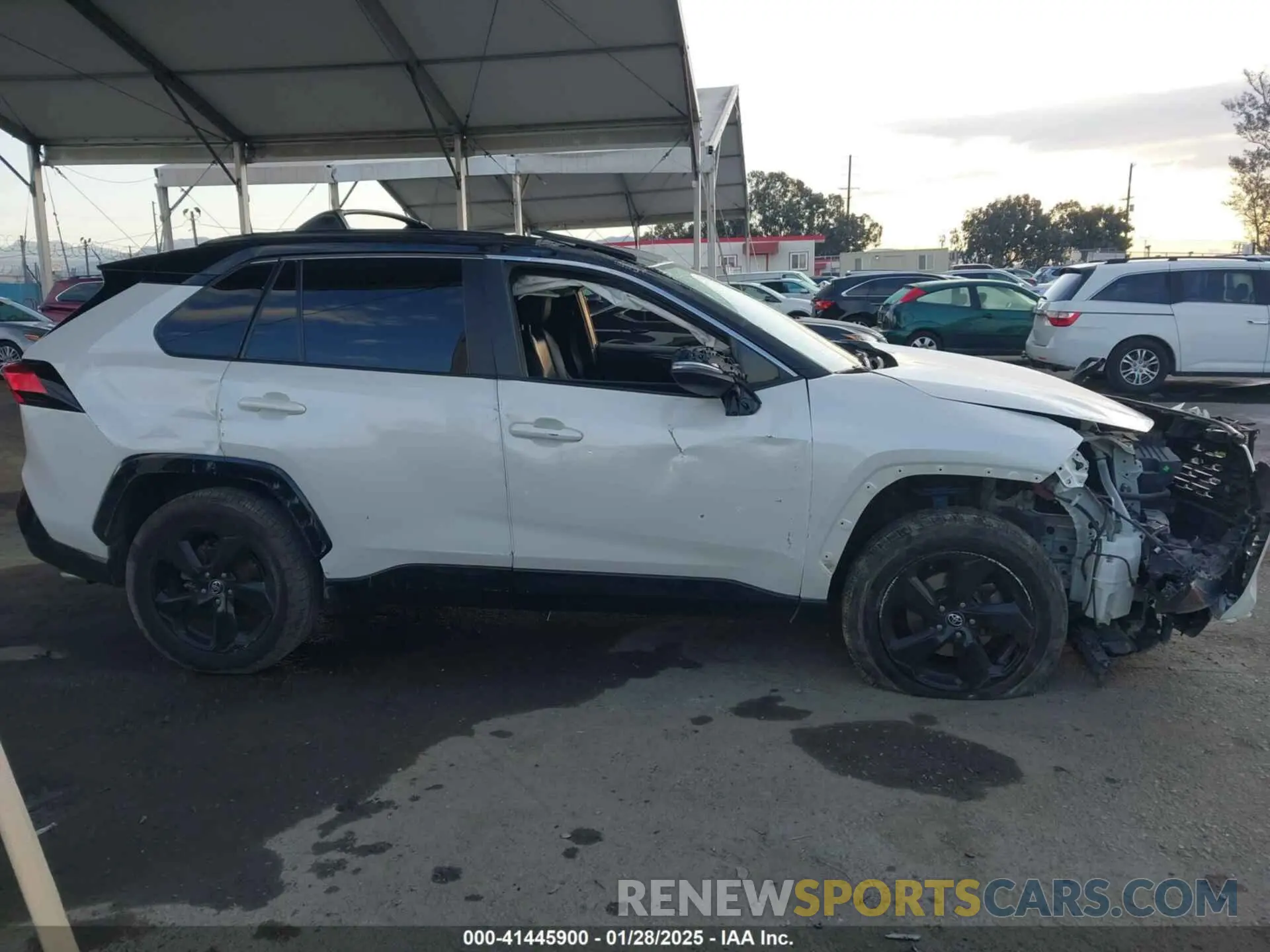 12 Фотография поврежденного автомобиля 2T3EWRFV9LW050990 TOYOTA RAV4 HYBRID 2020