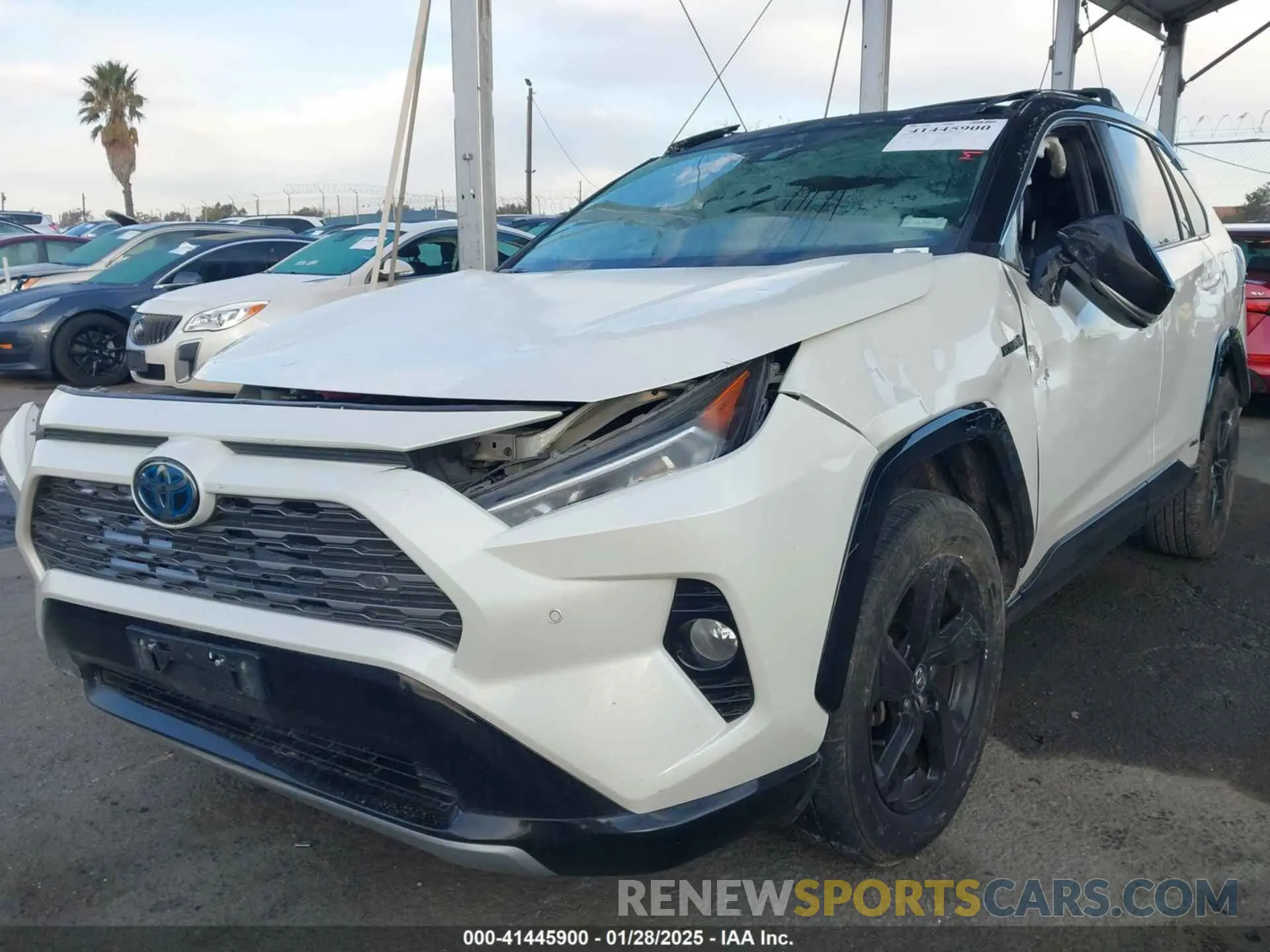 2 Фотография поврежденного автомобиля 2T3EWRFV9LW050990 TOYOTA RAV4 HYBRID 2020
