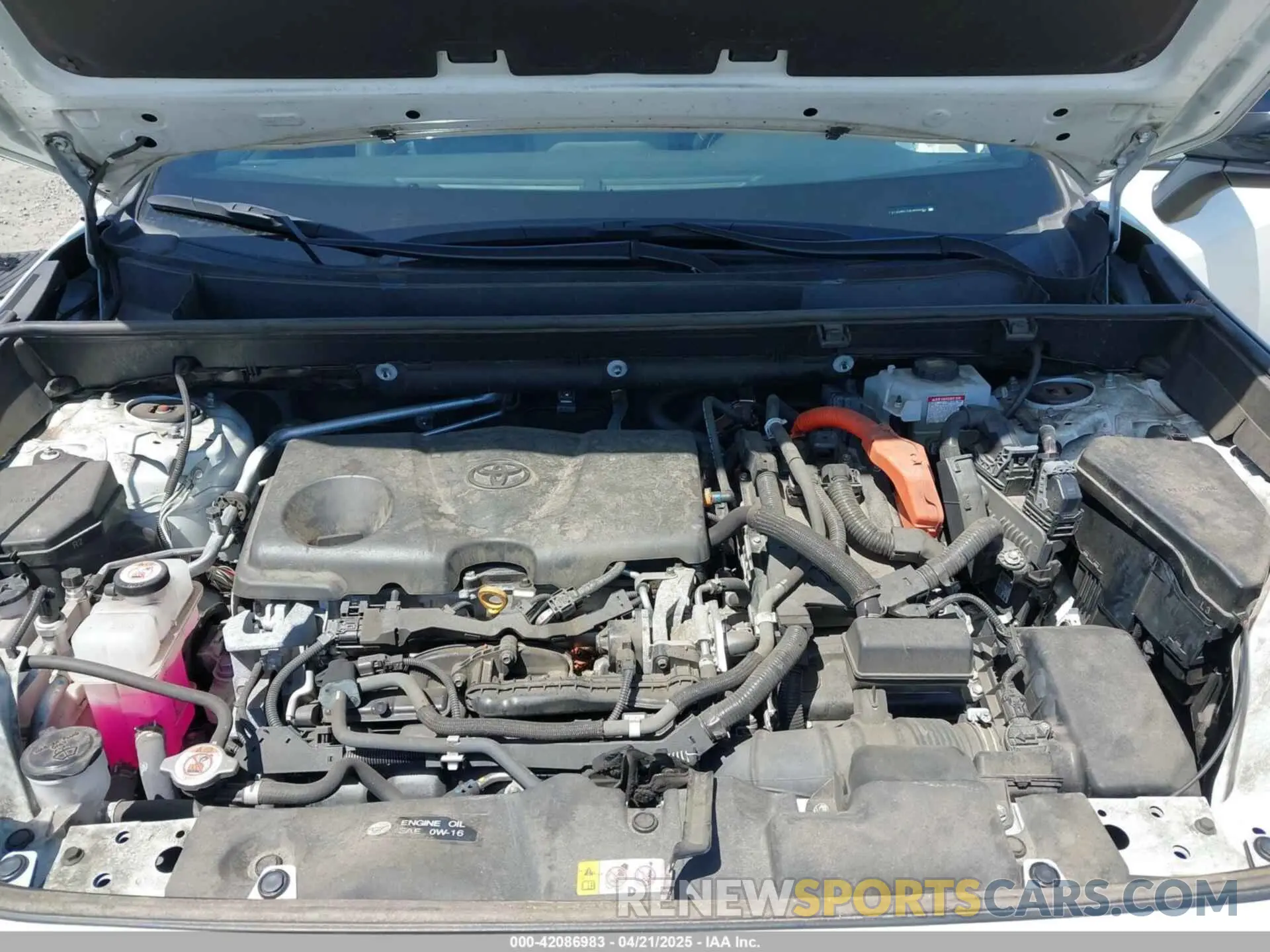 10 Photograph of a damaged car 2T3EWRFV9LW088977 TOYOTA RAV4 HYBRID 2020