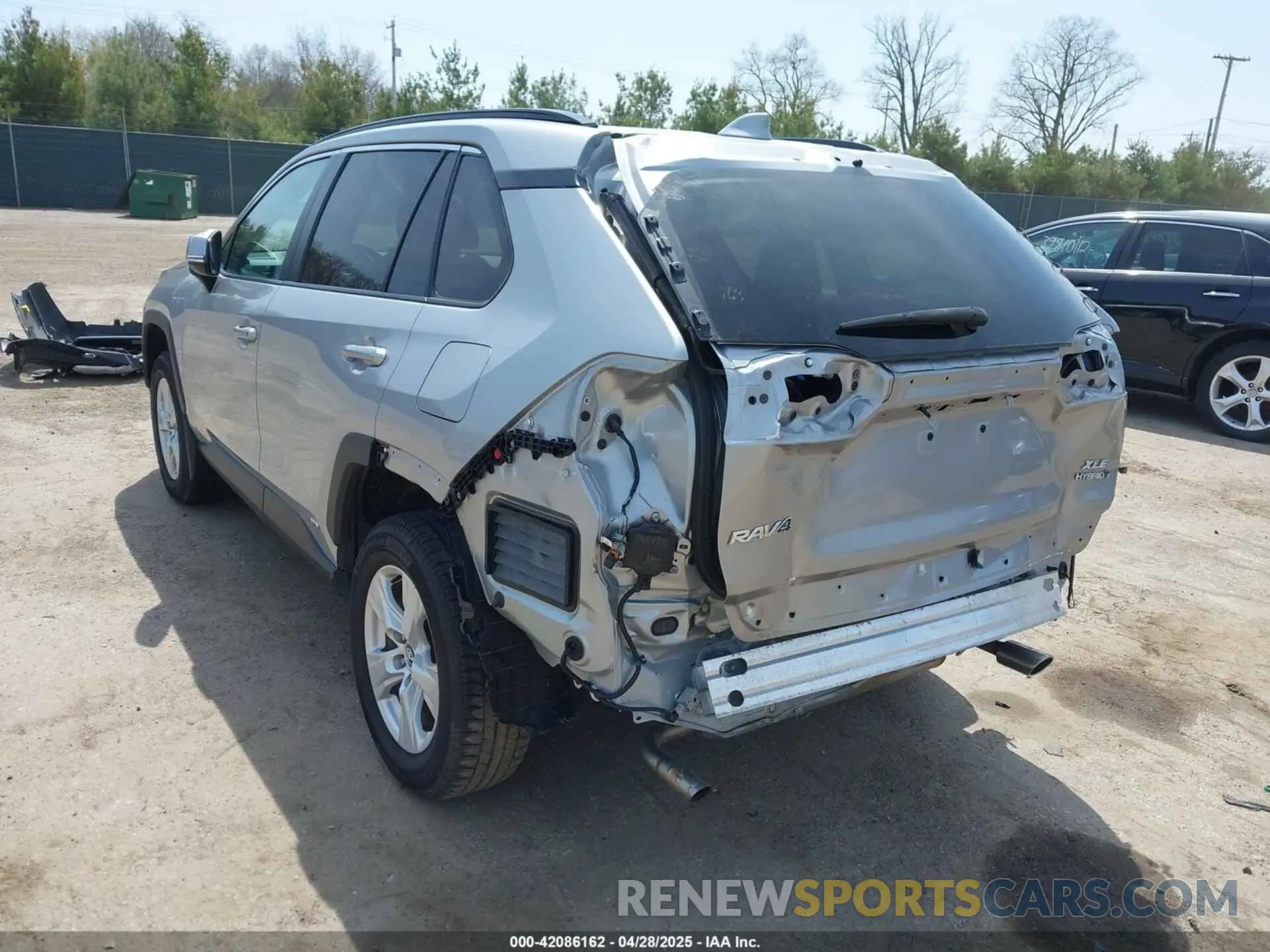 6 Photograph of a damaged car 2T3RWRFV1LW095424 TOYOTA RAV4 HYBRID 2020