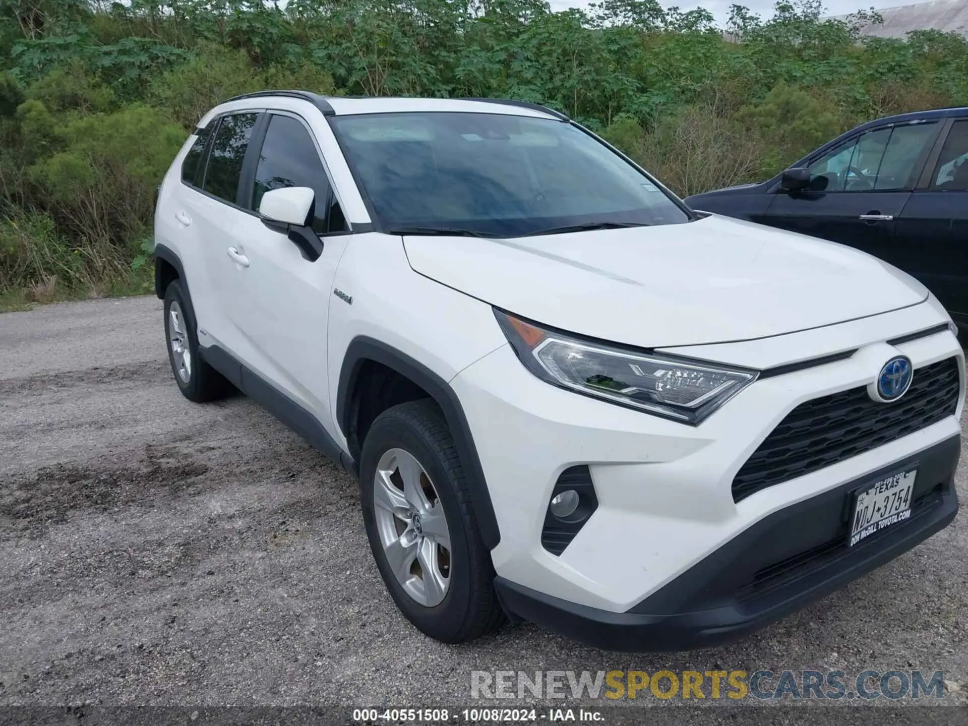 1 Photograph of a damaged car 2T3RWRFV3LW064563 TOYOTA RAV4 HYBRID 2020
