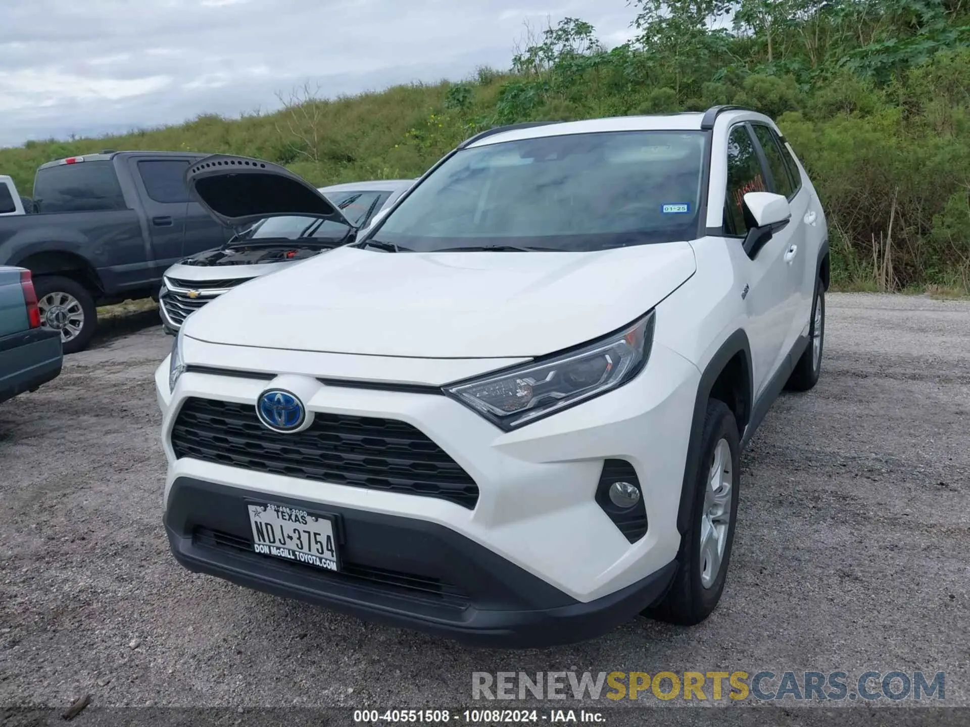 2 Photograph of a damaged car 2T3RWRFV3LW064563 TOYOTA RAV4 HYBRID 2020