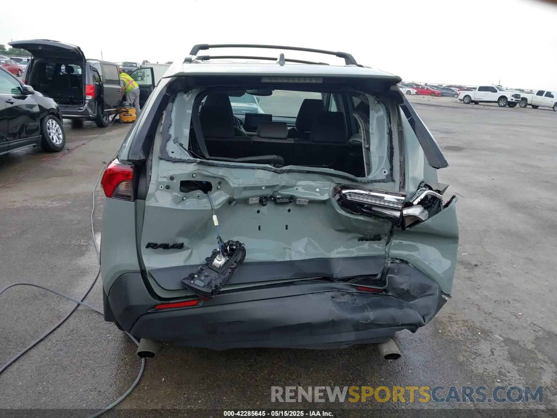 17 Фотография поврежденного автомобиля 2T3RWRFV3LW077250 TOYOTA RAV4 HYBRID 2020