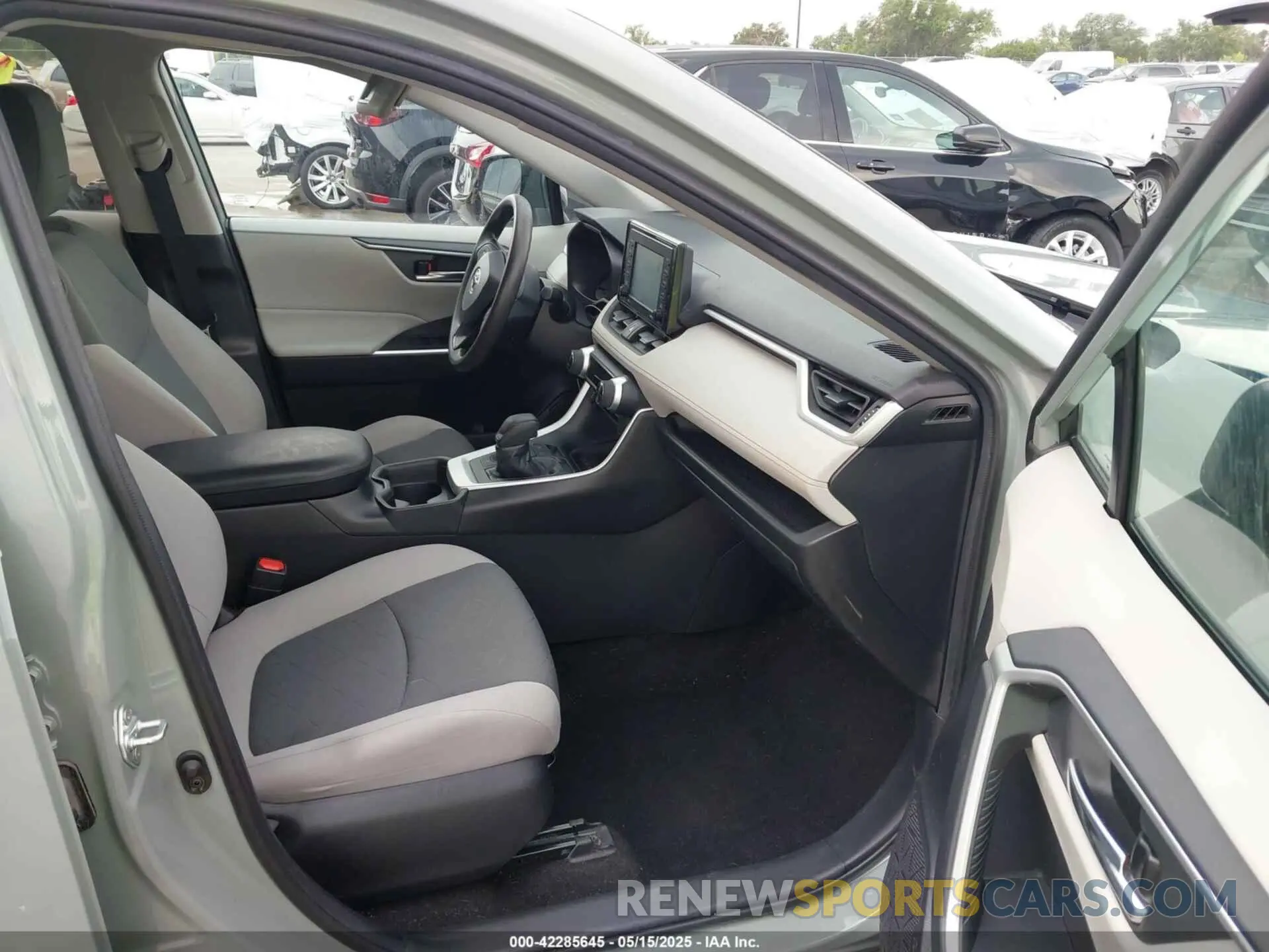 5 Фотография поврежденного автомобиля 2T3RWRFV3LW077250 TOYOTA RAV4 HYBRID 2020