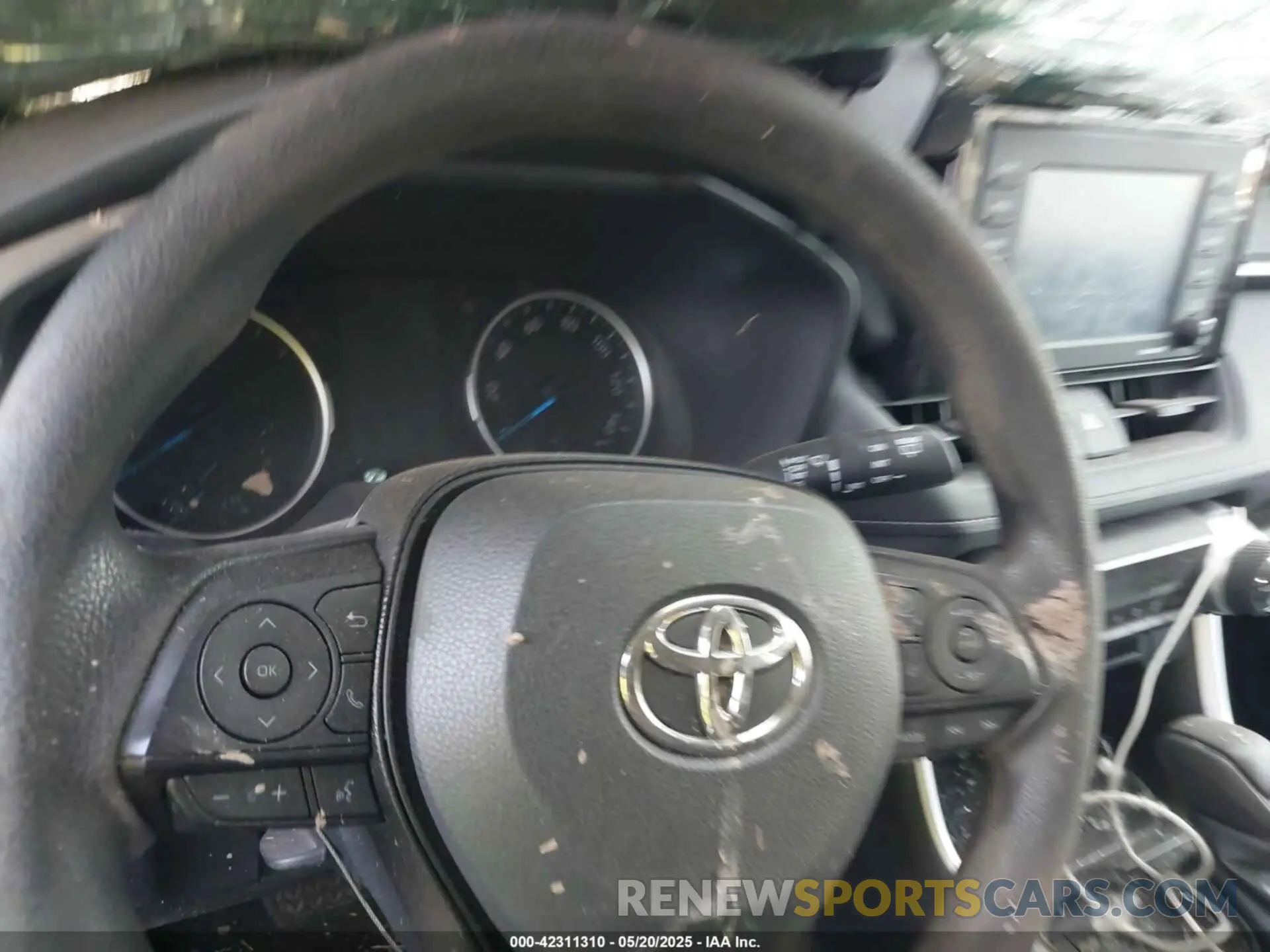 15 Photograph of a damaged car 2T3RWRFV7LW094892 TOYOTA RAV4 HYBRID 2020