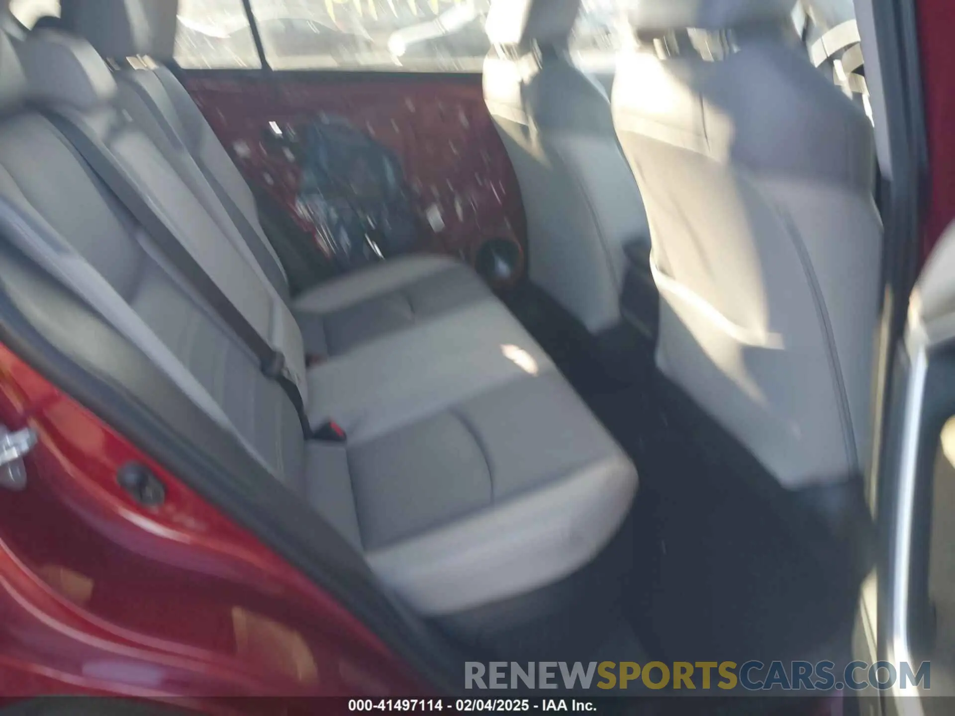 8 Photograph of a damaged car 4T3D6RFV9LU001428 TOYOTA RAV4 HYBRID 2020