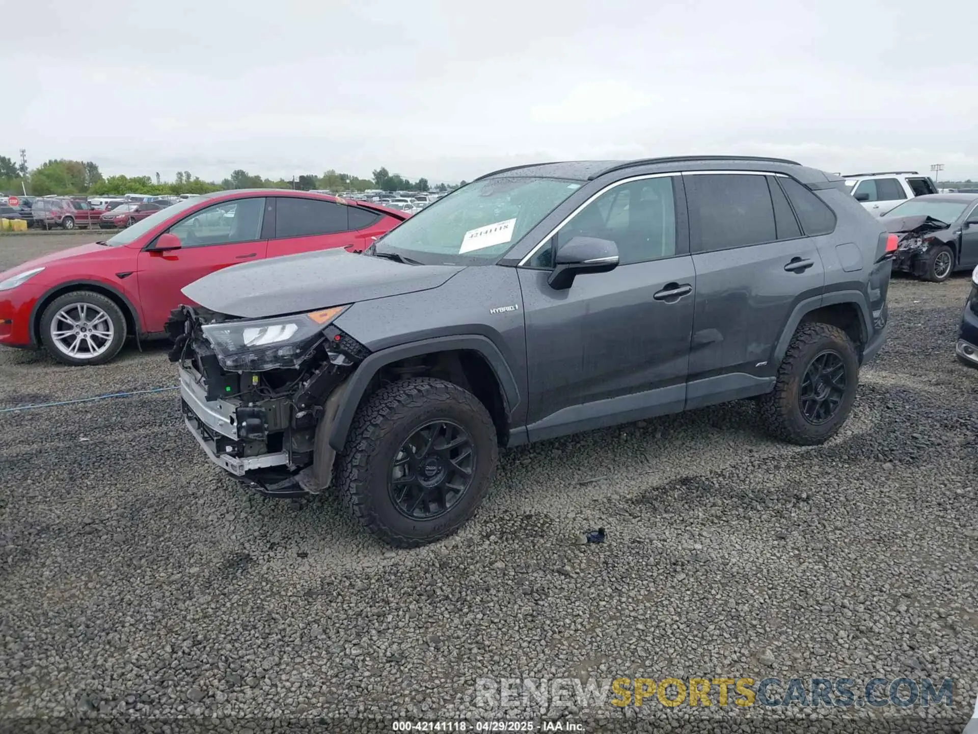 2 Фотография поврежденного автомобиля 4T3MWRFV6LU010779 TOYOTA RAV4 HYBRID 2020
