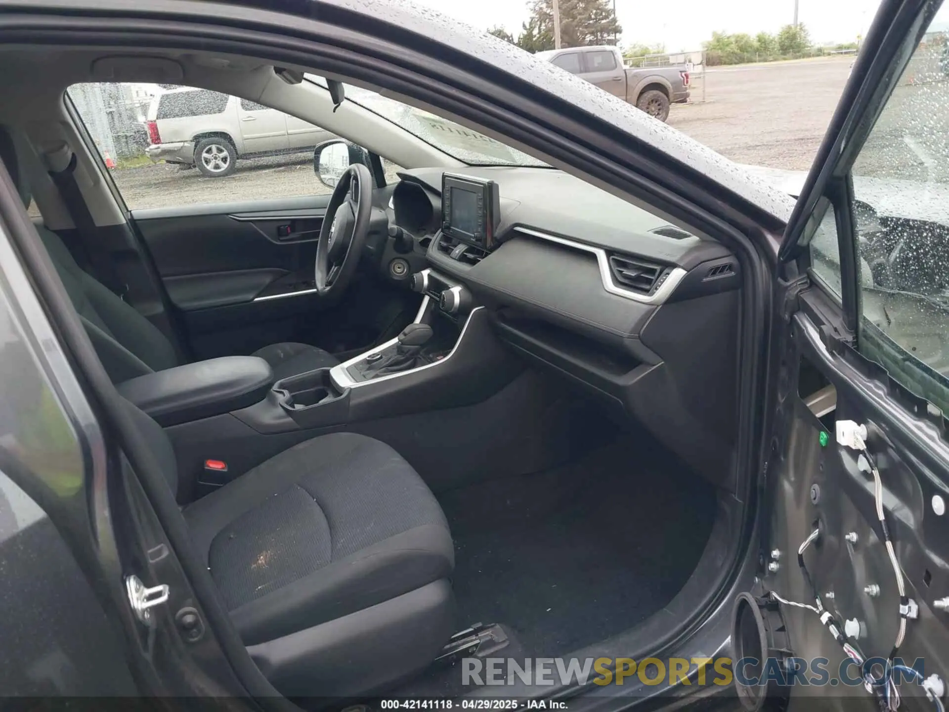 5 Фотография поврежденного автомобиля 4T3MWRFV6LU010779 TOYOTA RAV4 HYBRID 2020