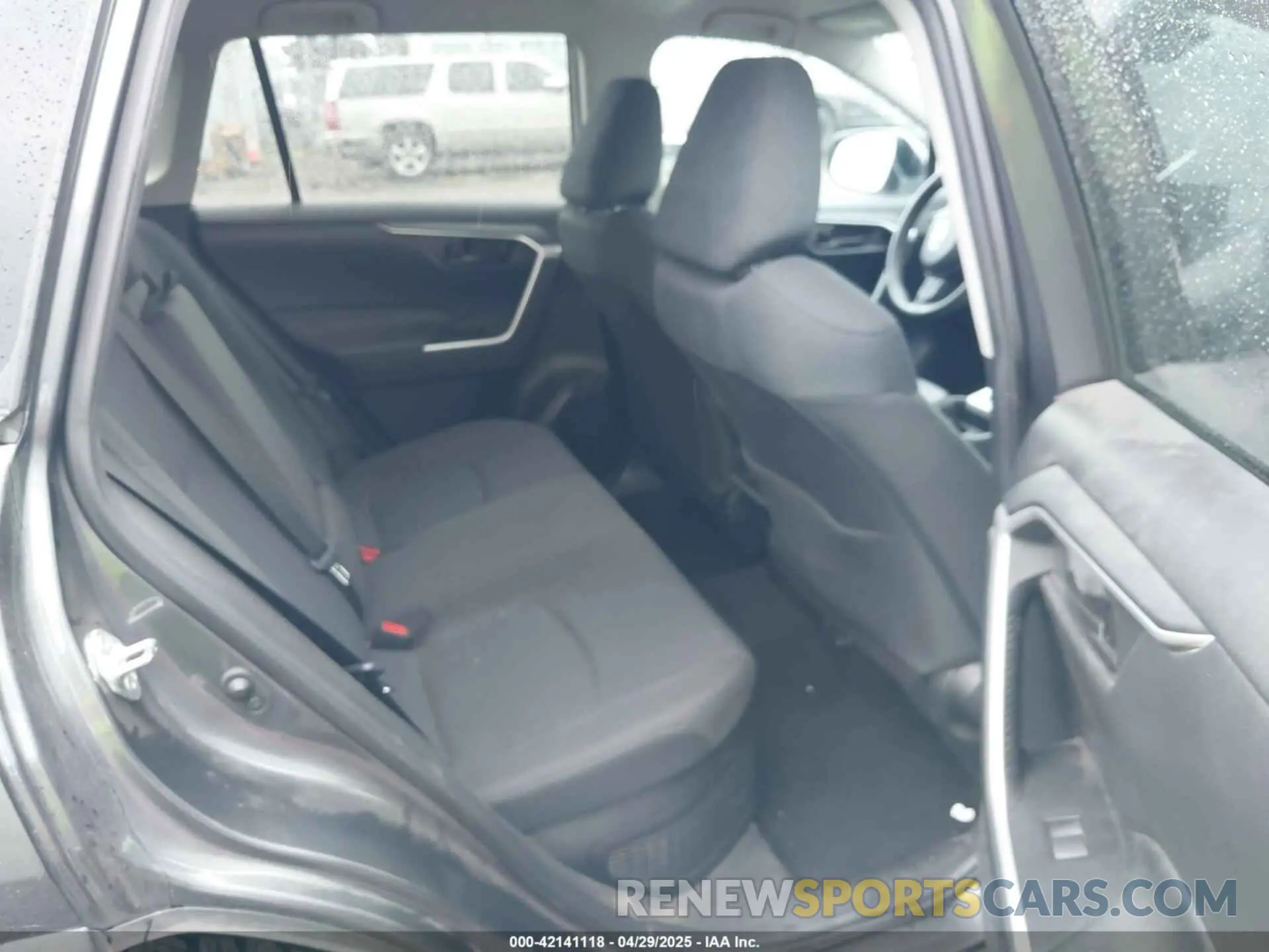8 Фотография поврежденного автомобиля 4T3MWRFV6LU010779 TOYOTA RAV4 HYBRID 2020