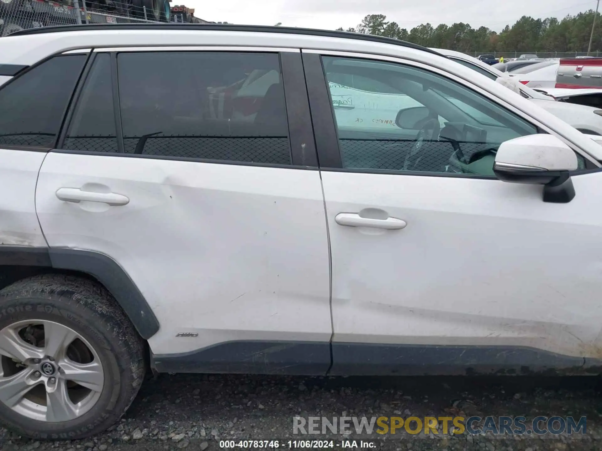 13 Photograph of a damaged car 4T3R6RFV1LU001171 TOYOTA RAV4 HYBRID 2020