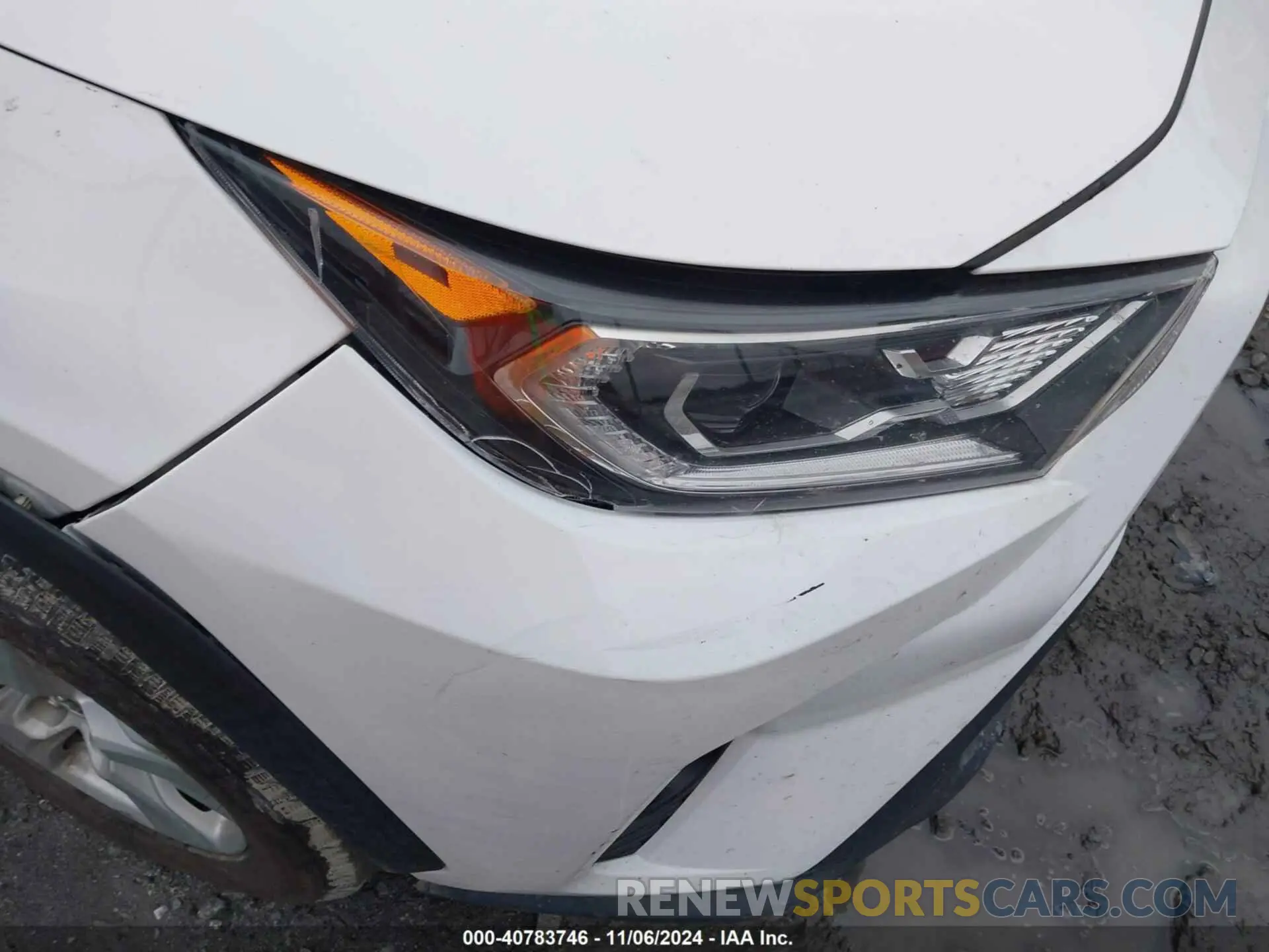 19 Photograph of a damaged car 4T3R6RFV1LU001171 TOYOTA RAV4 HYBRID 2020