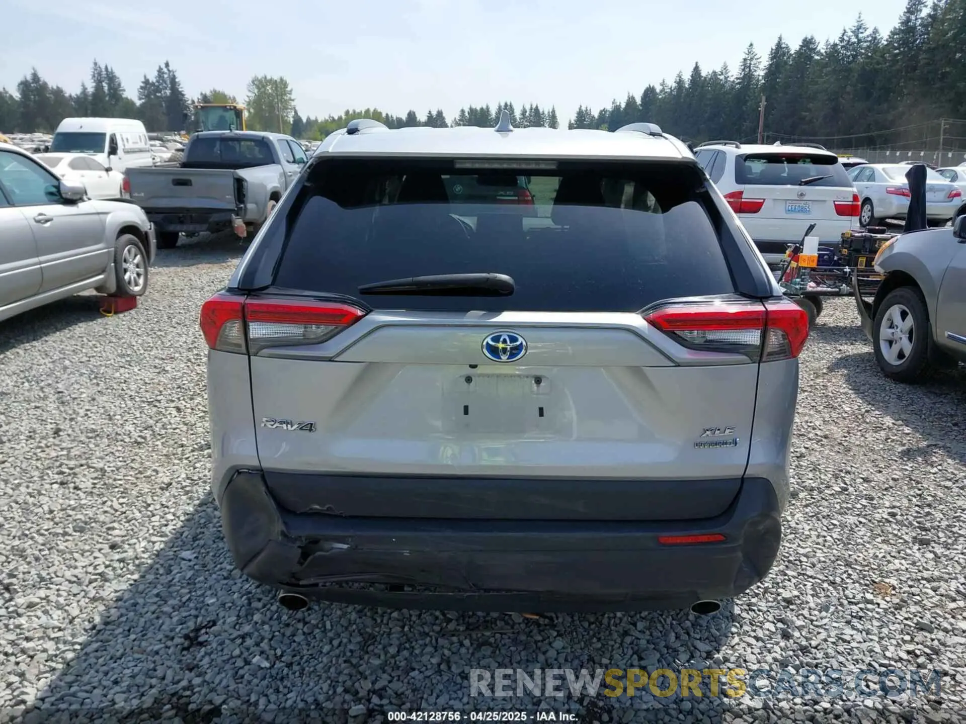17 Фотография поврежденного автомобиля 4T3R6RFV1LU005933 TOYOTA RAV4 HYBRID 2020
